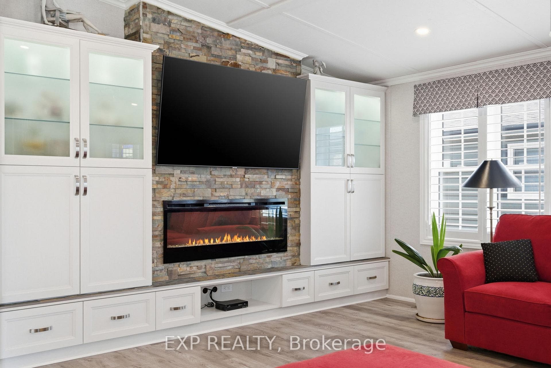 4449 Milburough Line Unit 4 Ironwood - Detached photo 13 of 48 in Burlington, Ontario