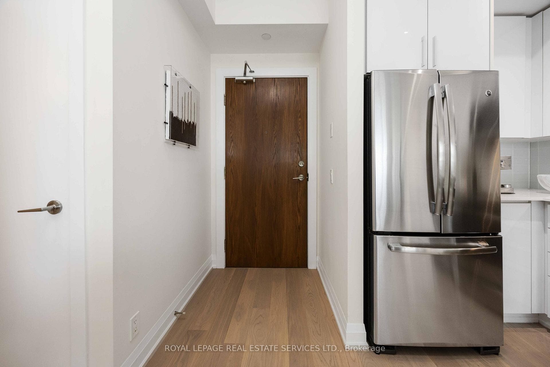 2212 Lake Shore Boulevard Unit 3807 - Condo photo 4 of 44 in Liberty Village / Parkdale / South Parkdale, Ontario