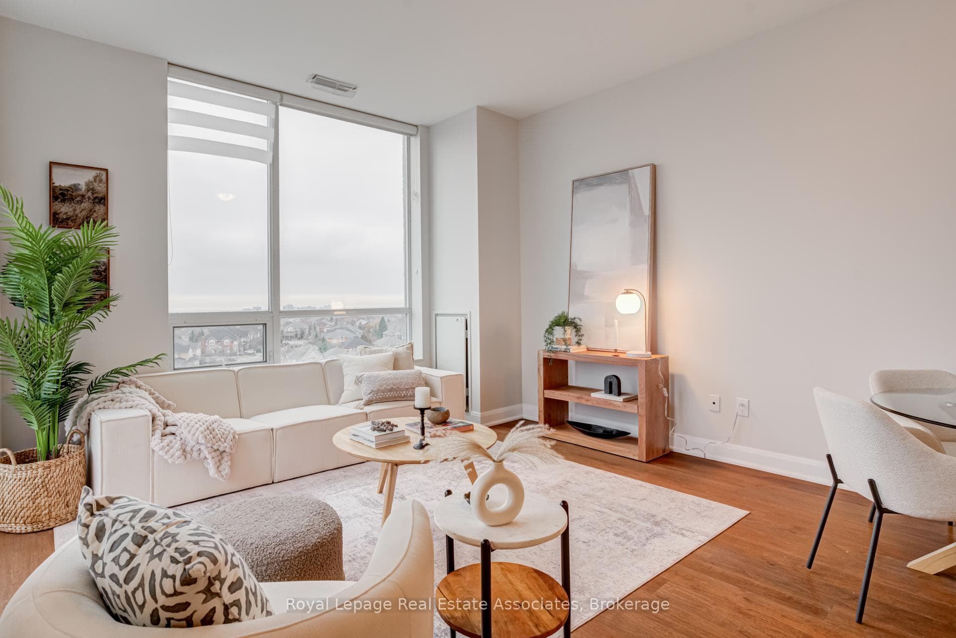 2470 Prince Michael Drive Unit 712 - Condo photo 15 of 49 in Oakville, Ontario