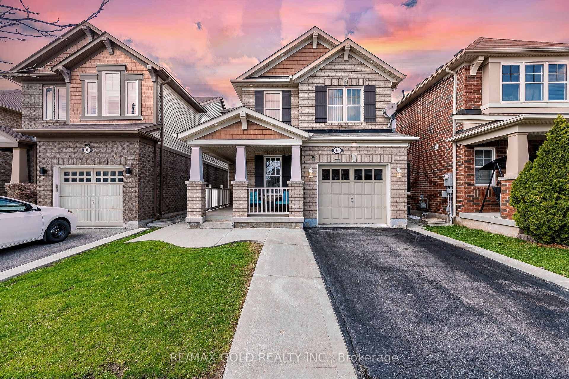 6 Clenston Road - Detached for sale in Heart Lake, Ontario