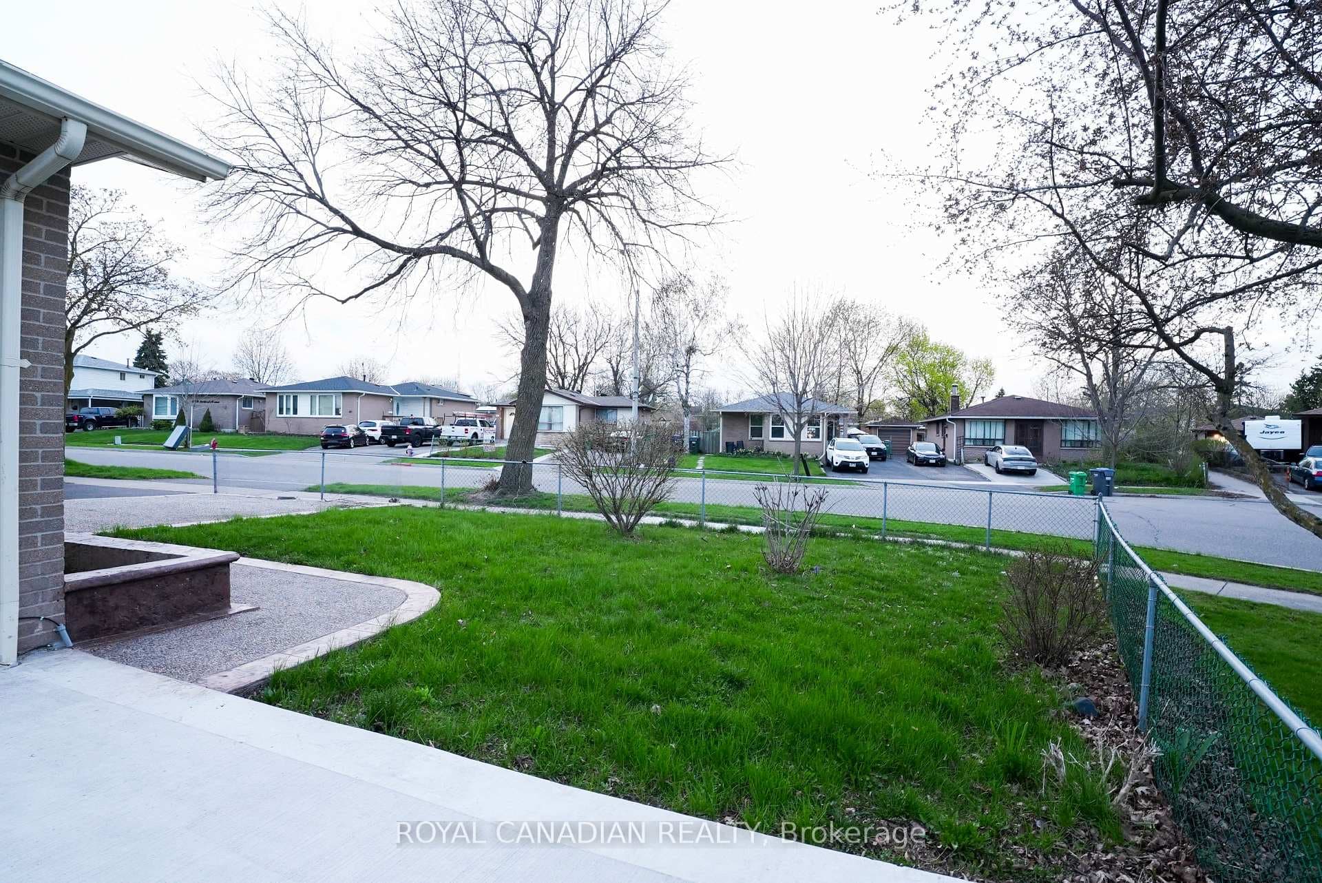 67 Sutherland Avenue - Detached photo 35 of 35 in Brampton, Ontario