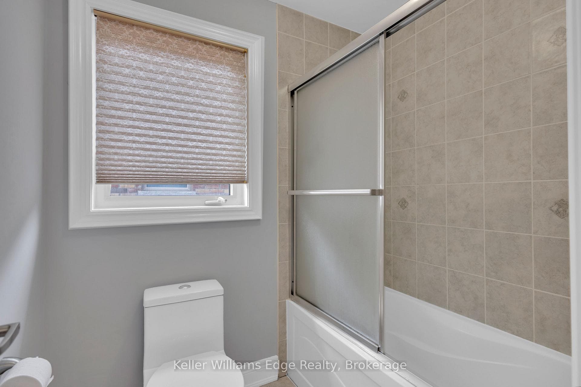 2241 Adirondak Trail - Detached photo 28 of 50 in Oakville, Ontario