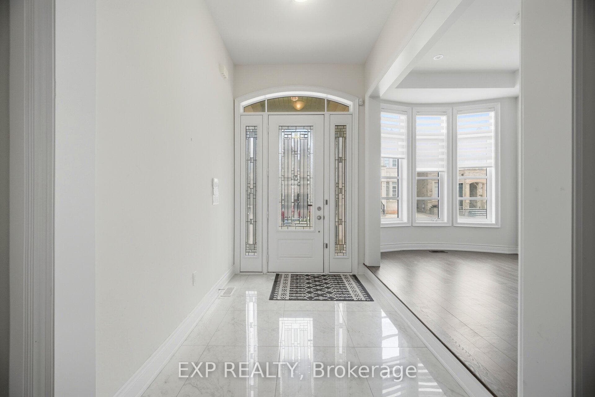 3128 Parsonage Crescent - Detached photo 5 of 47 in Oakville, Ontario