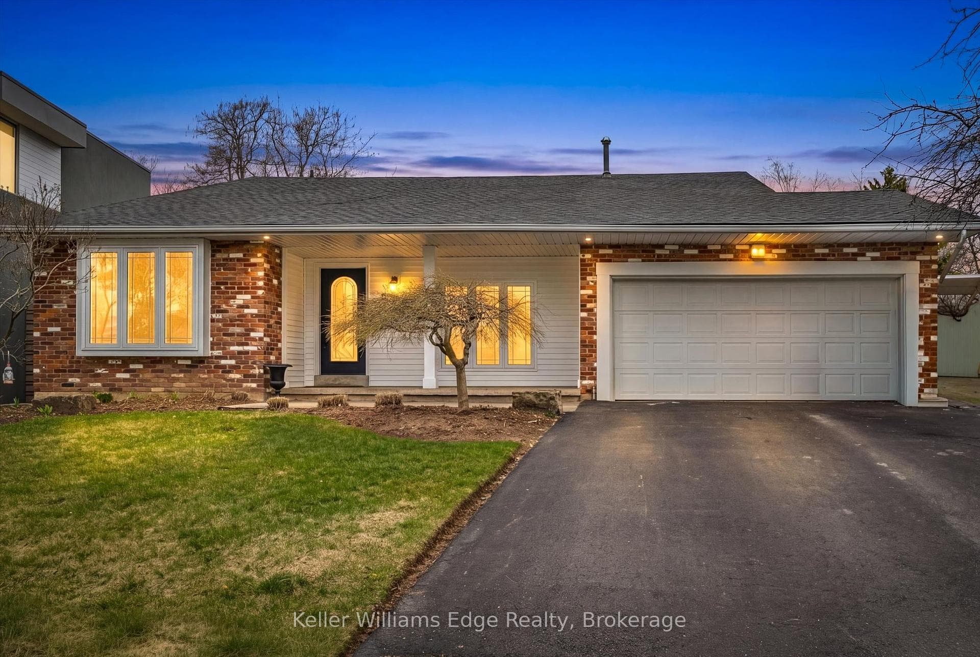 2414 Upton Court - Detached for sale in Eastlake, Ontario