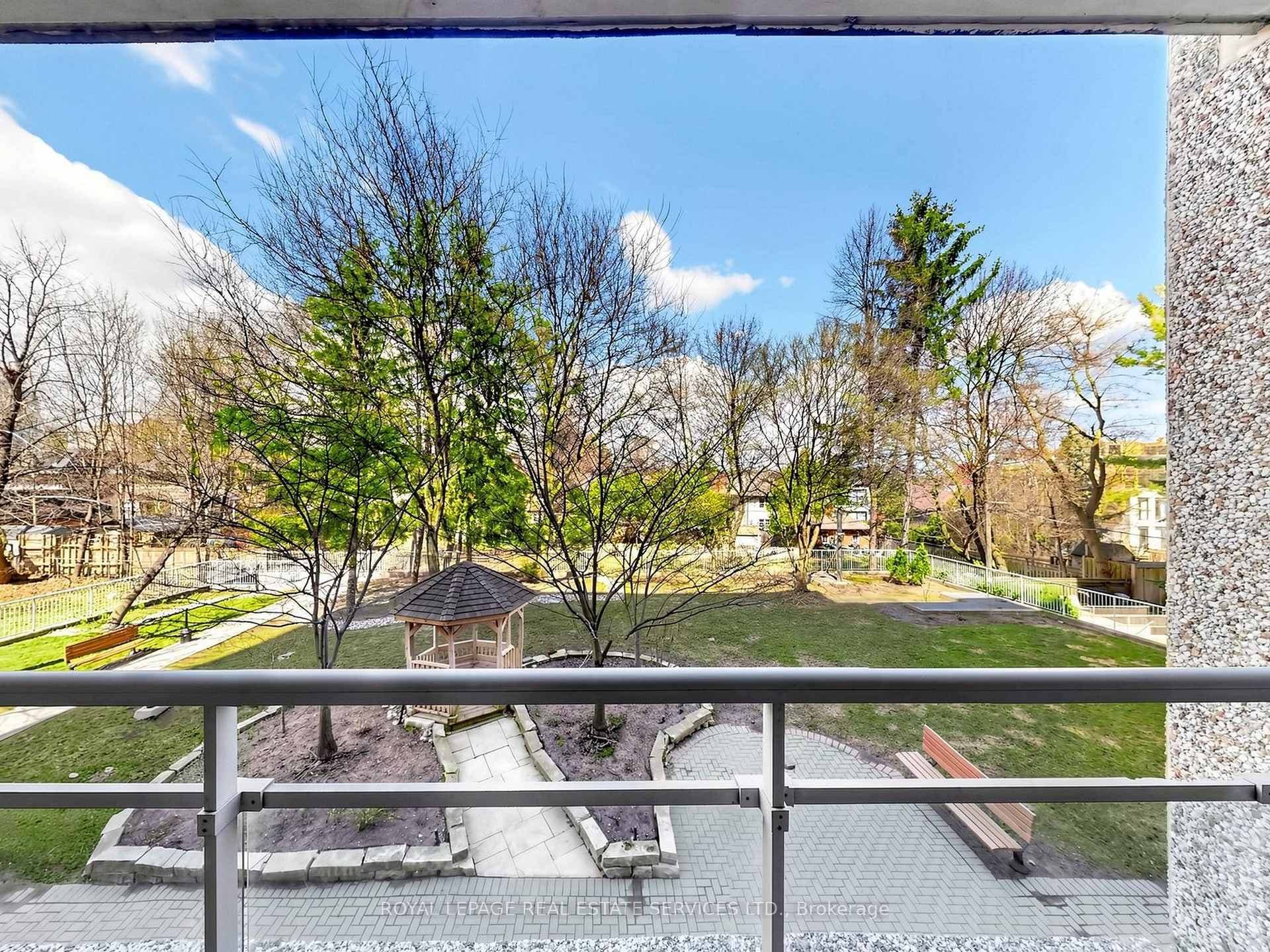 398 Eglinton Avenue Unit 203 - Condo photo 34 of 45 in Leaside / Davisville, Ontario
