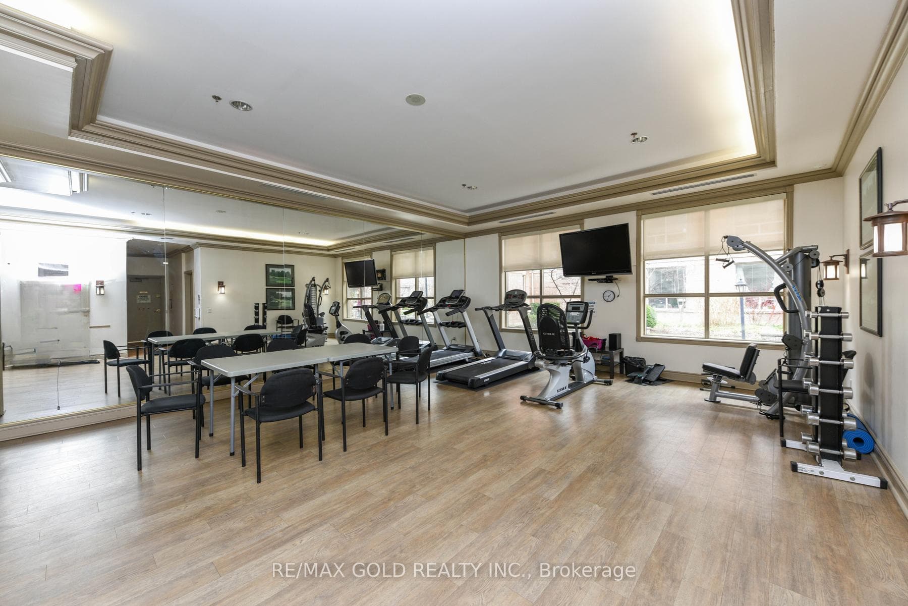 100 Burloak Drive Unit 2411 - Condo photo 40 of 48 in Burlington, Ontario