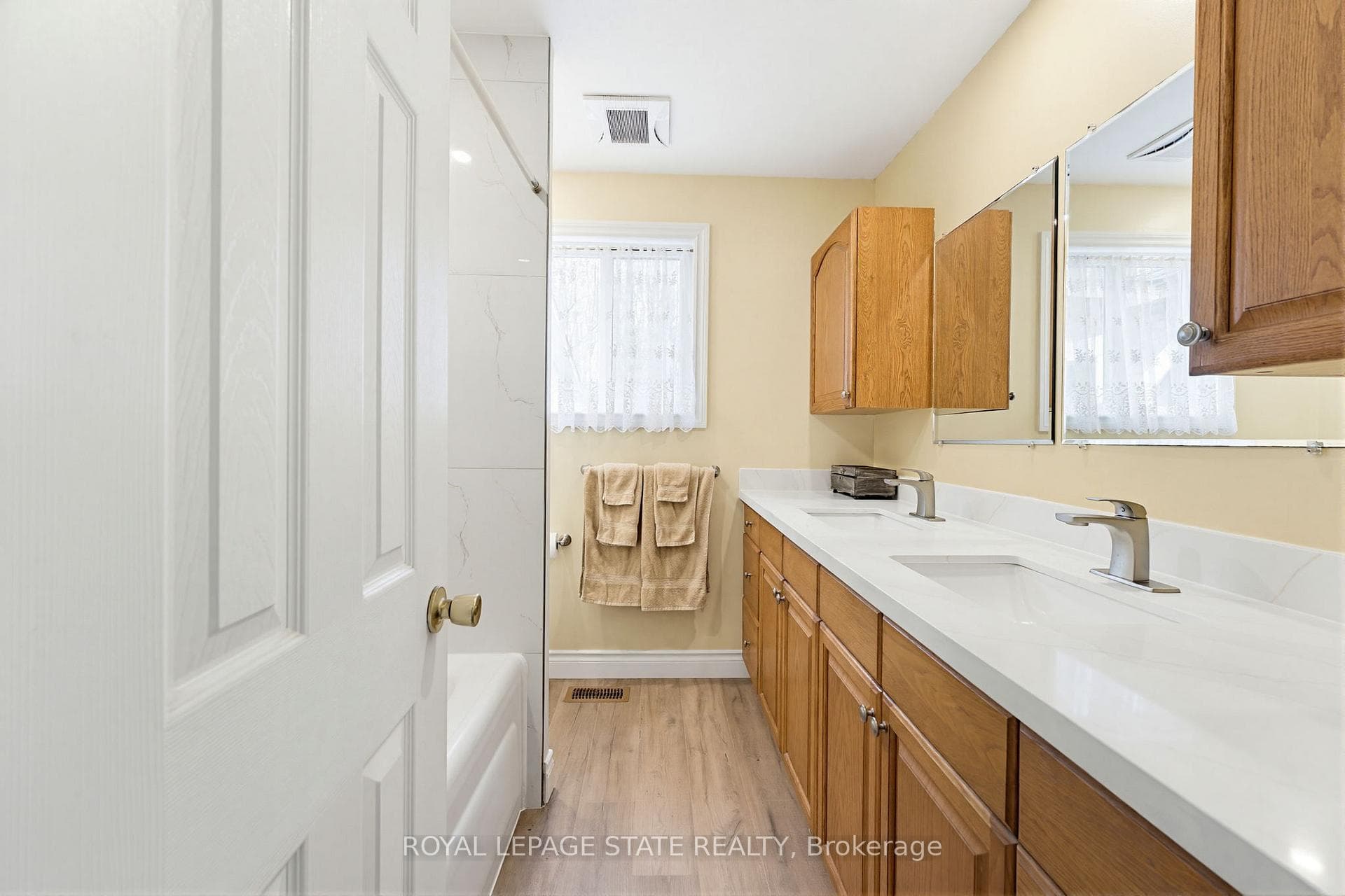 10 huisman Lane - Detached photo 32 of 50 in Hamilton, Ontario