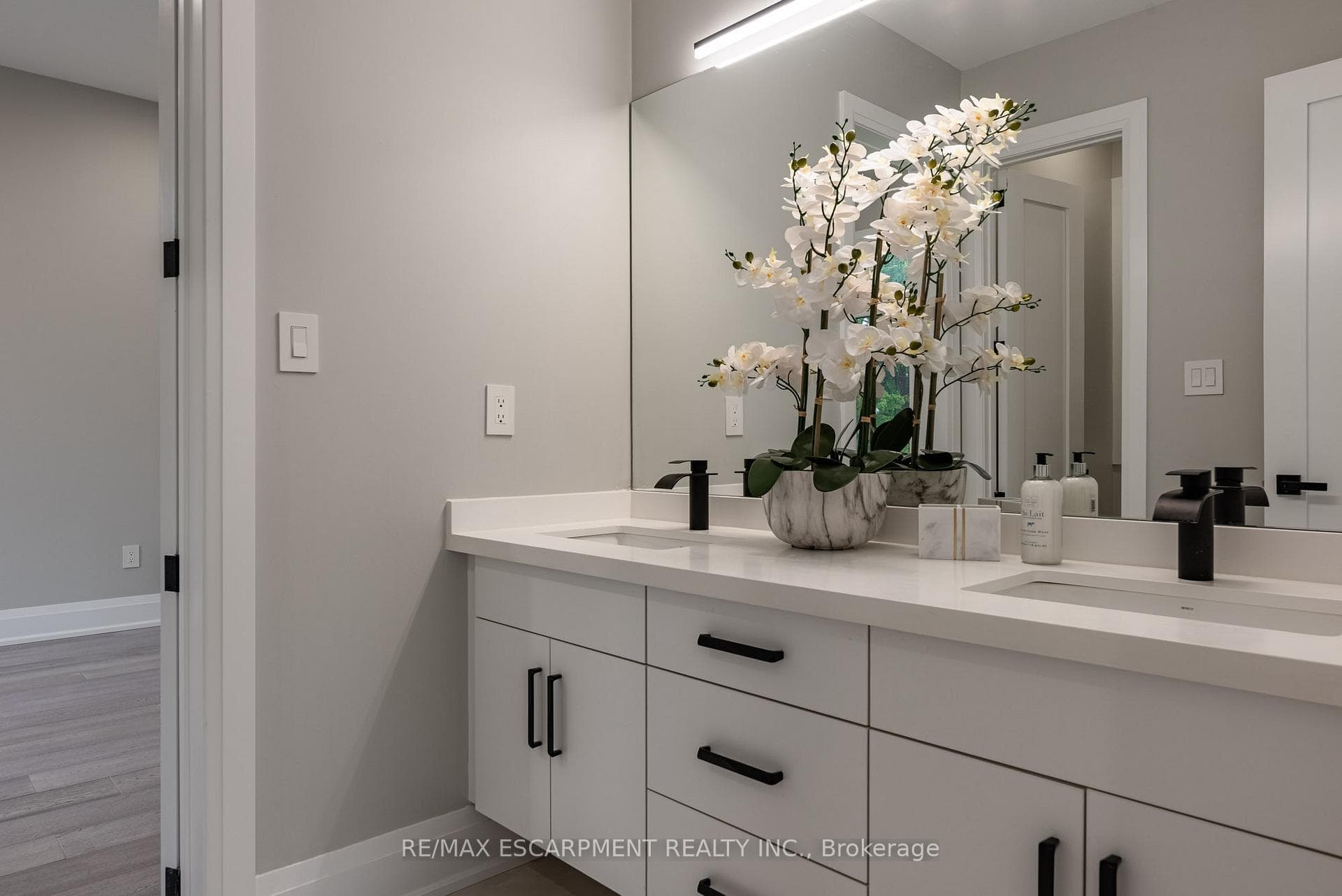 2110 Stonehouse Crescent - Detached photo 31 of 50 in Mississauga, Ontario