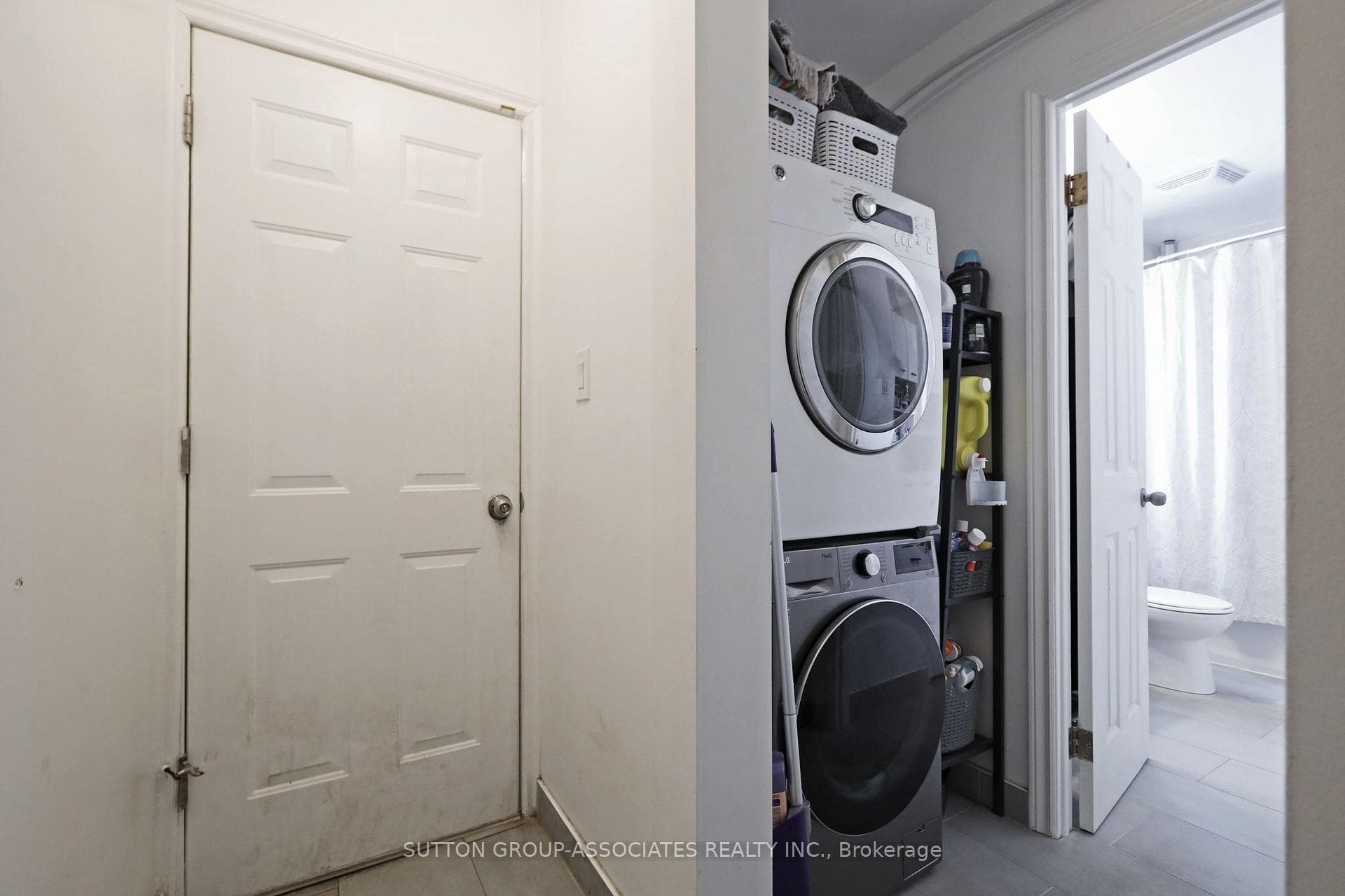 20 Ashdale Avenue - Semi-Detached photo 12 of 47 in Riverdale / Leslieville, Ontario