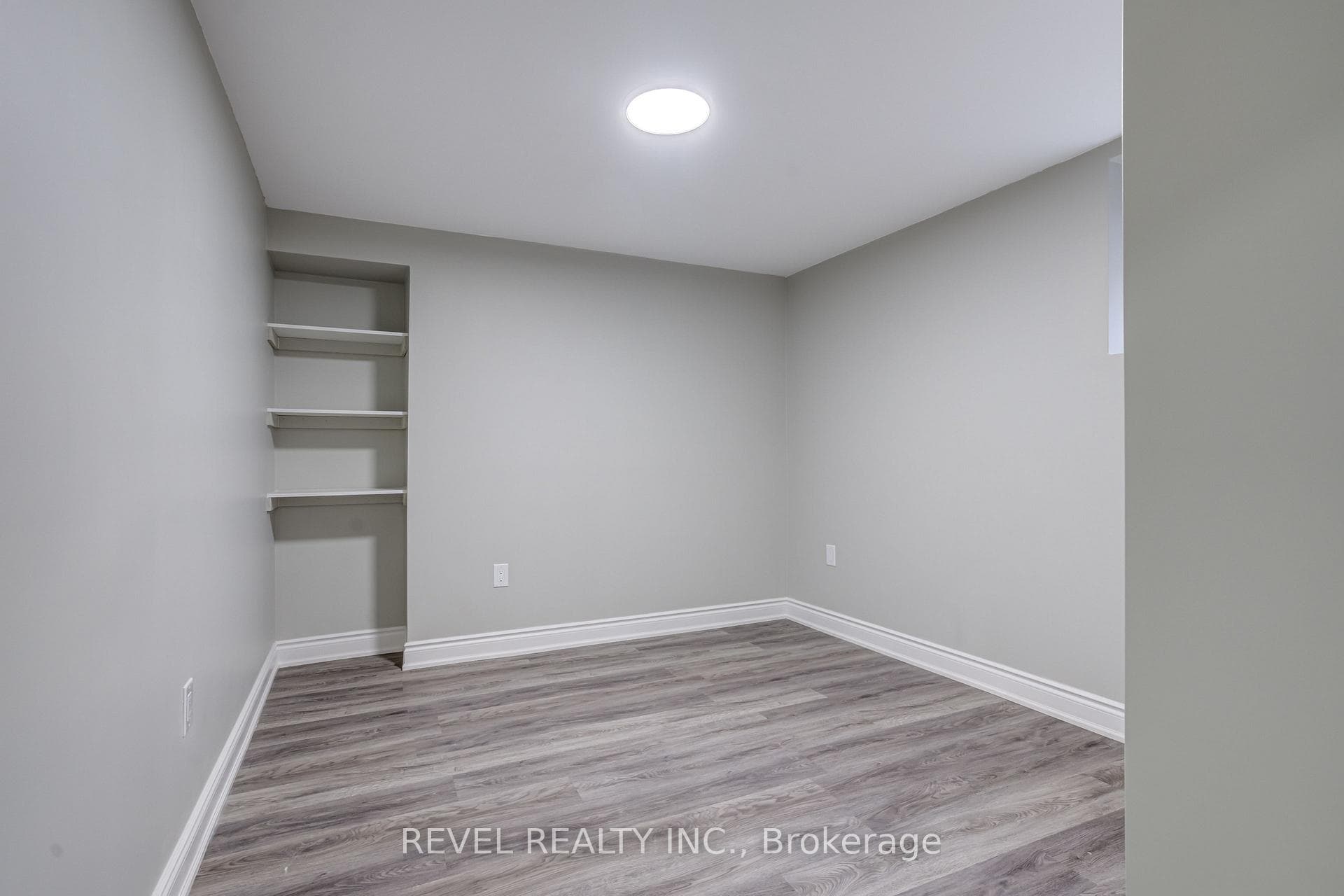 1238 Playter Place Unit Basement - Detached photo 8 of 17 in Oakville, Ontario