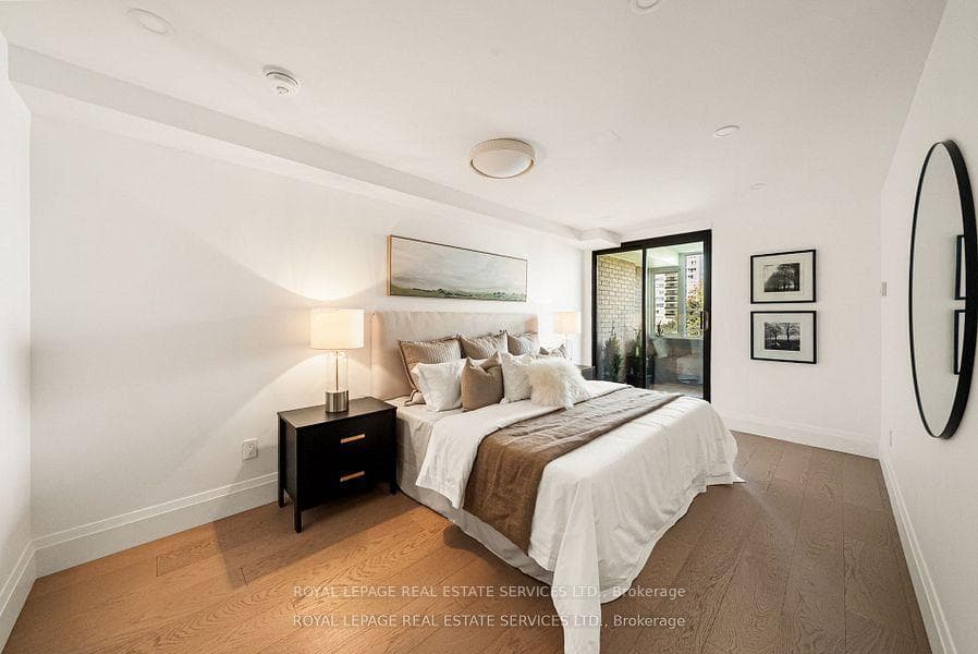 349 St Clair Avenue Unit 402 - Condo photo 19 of 30 in Annex / Yorkville / Summerhill, Ontario
