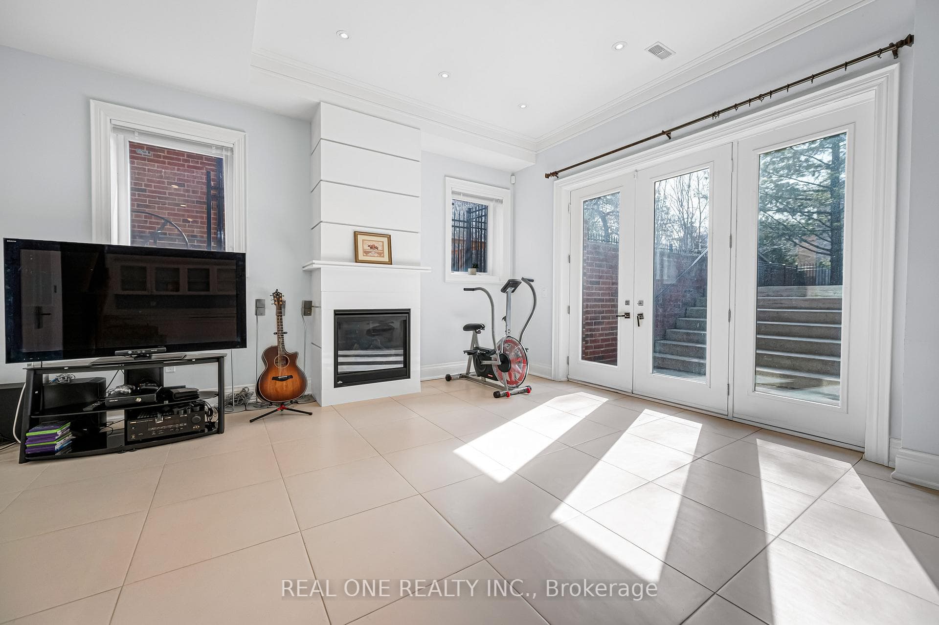 241 Florence Avenue - Detached photo 43 of 50 in Thornhill / Willowdale, Ontario
