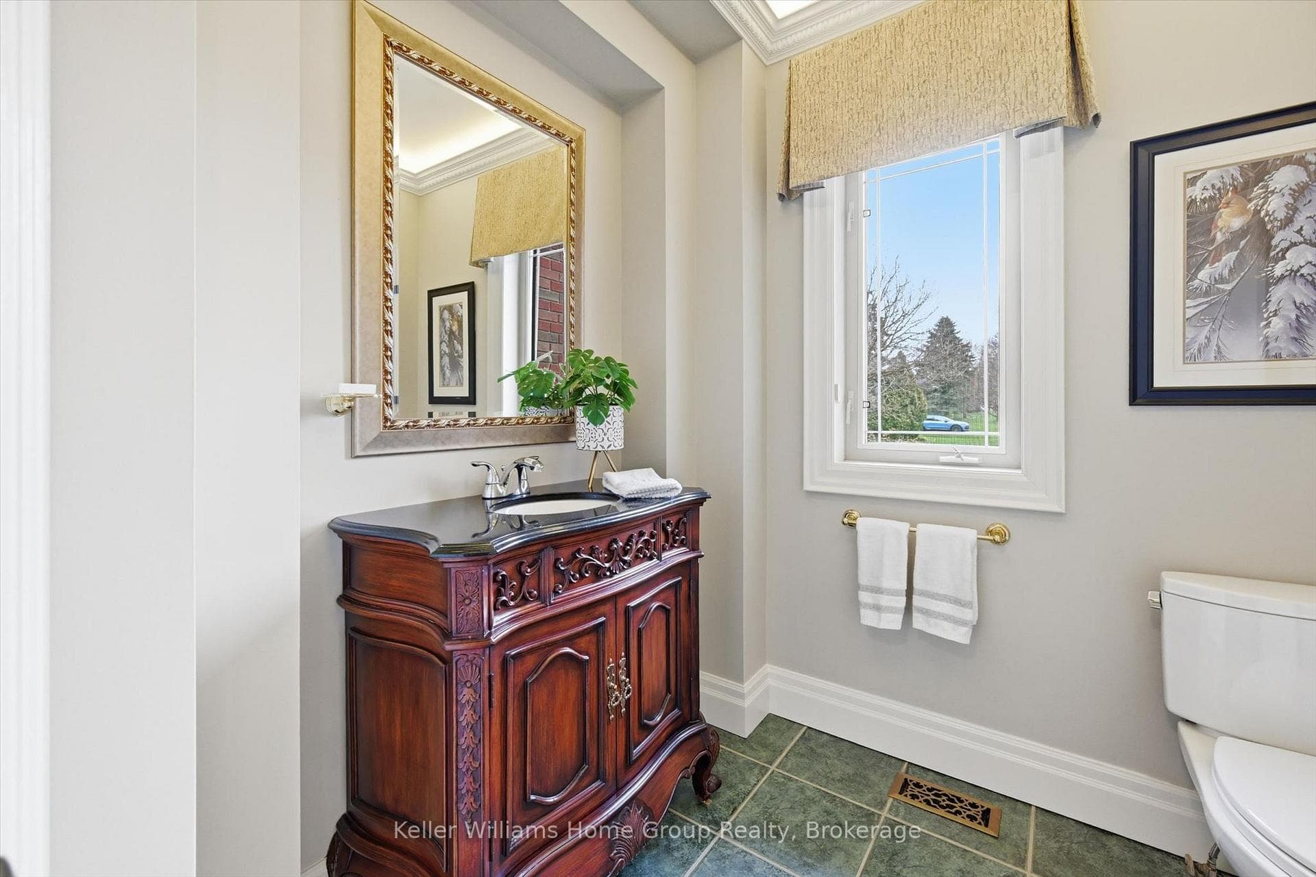 6423 Chelsea Road - Detached photo 27 of 49 in Burlington, Ontario
