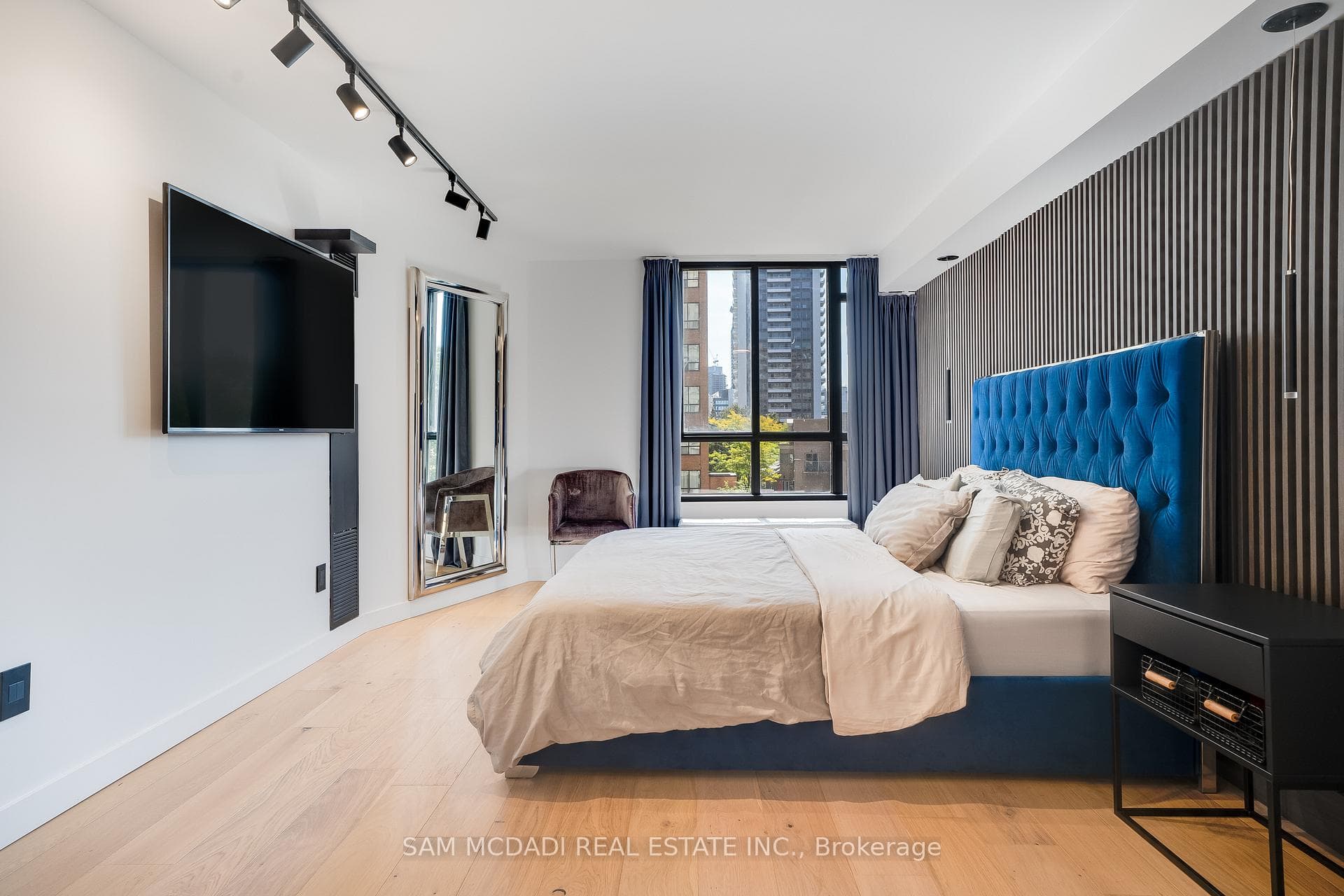 5444 Yonge Street Unit 304 - Condo photo 18 of 40 in Thornhill / Willowdale, Ontario