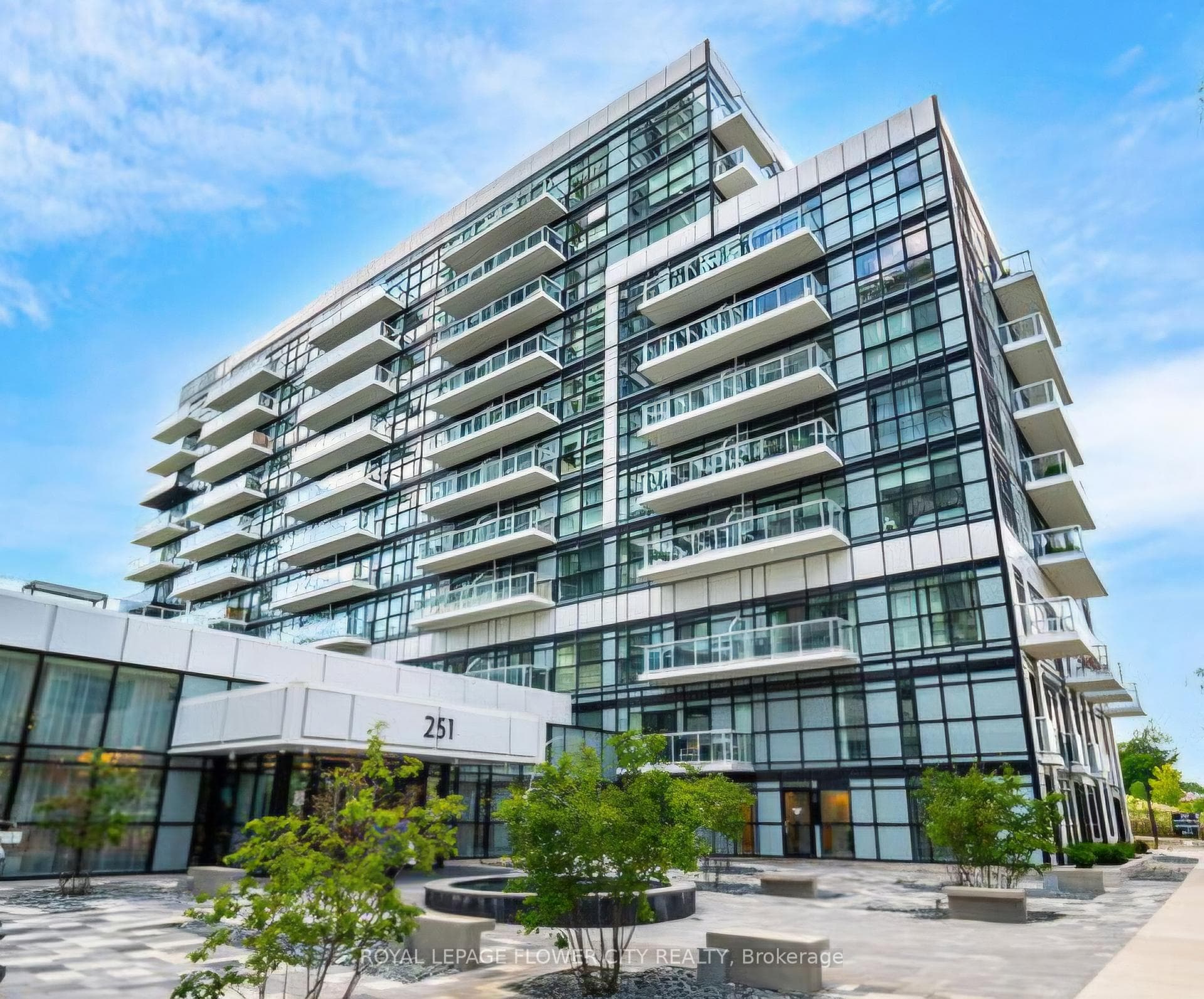 251 Manitoba Street Unit 432 - Condo photo 13 of 16 in Liberty Village / Parkdale / South Parkdale, Ontario