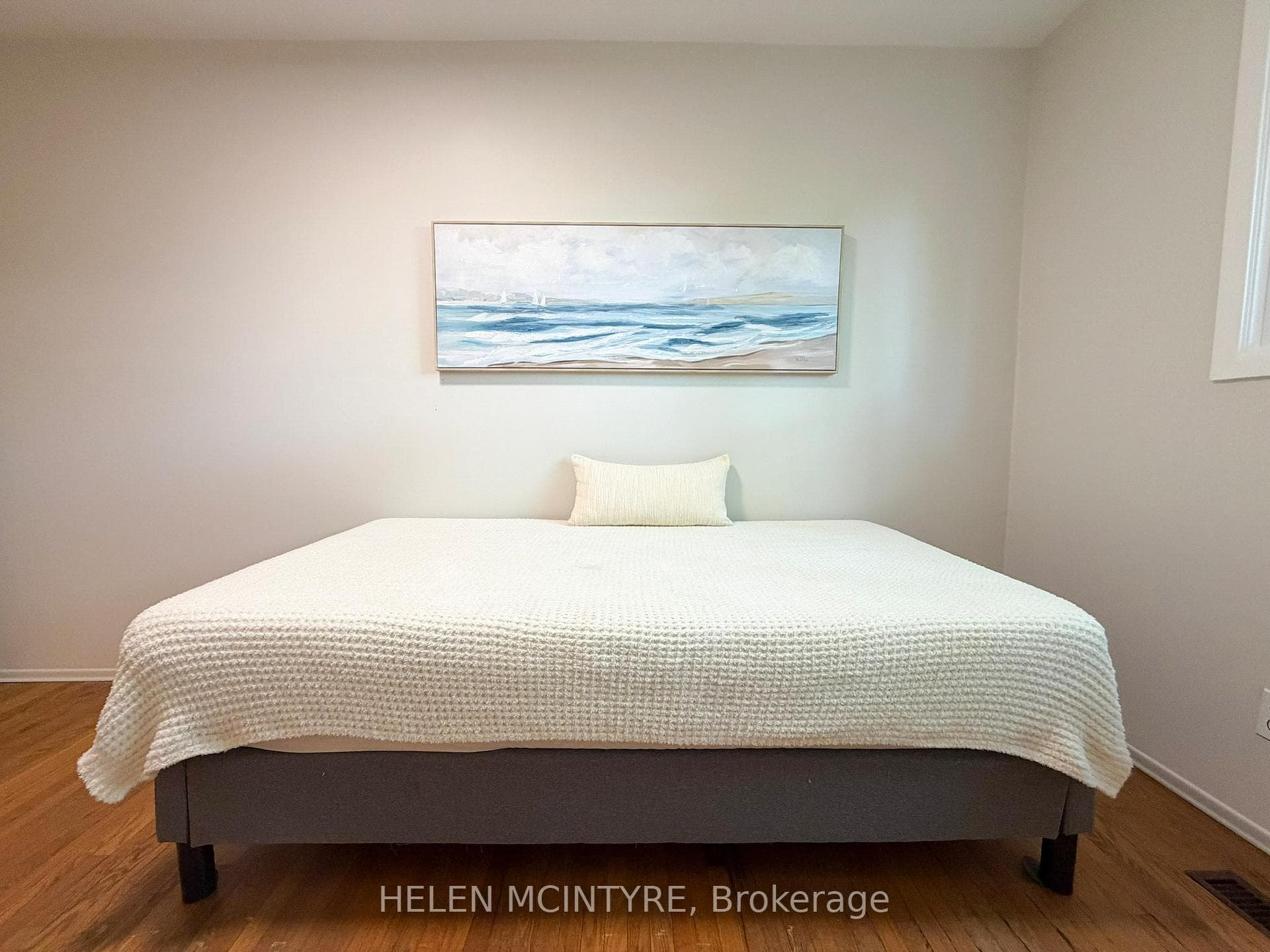 140 Ripley Court Unit 4 - Townhouse photo 13 of 47 in Oakville, Ontario