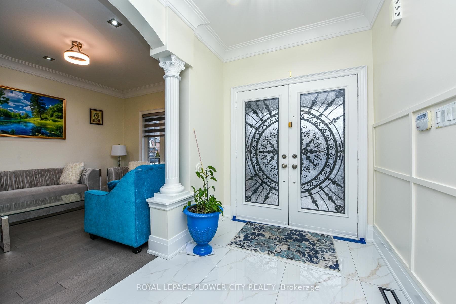 22 Wintersnow Court - Detached photo 8 of 50 in Brampton, Ontario