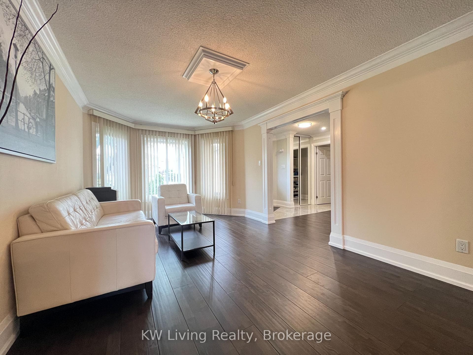128 Palomino Drive - Detached photo 5 of 50 in Mississauga, Ontario