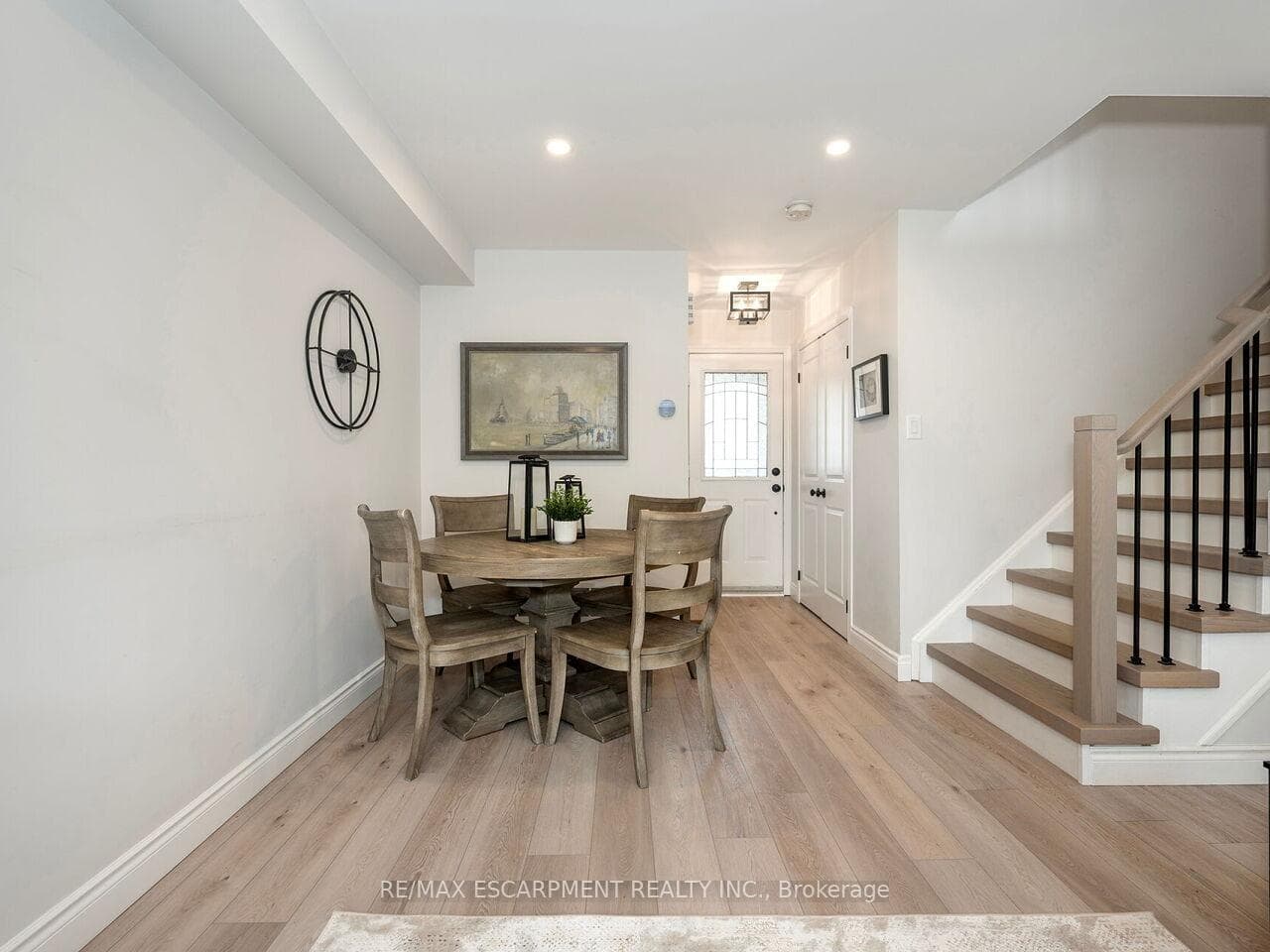 2448 Wooden Hill Circle - Townhouse photo 21 of 50 in Oakville, Ontario
