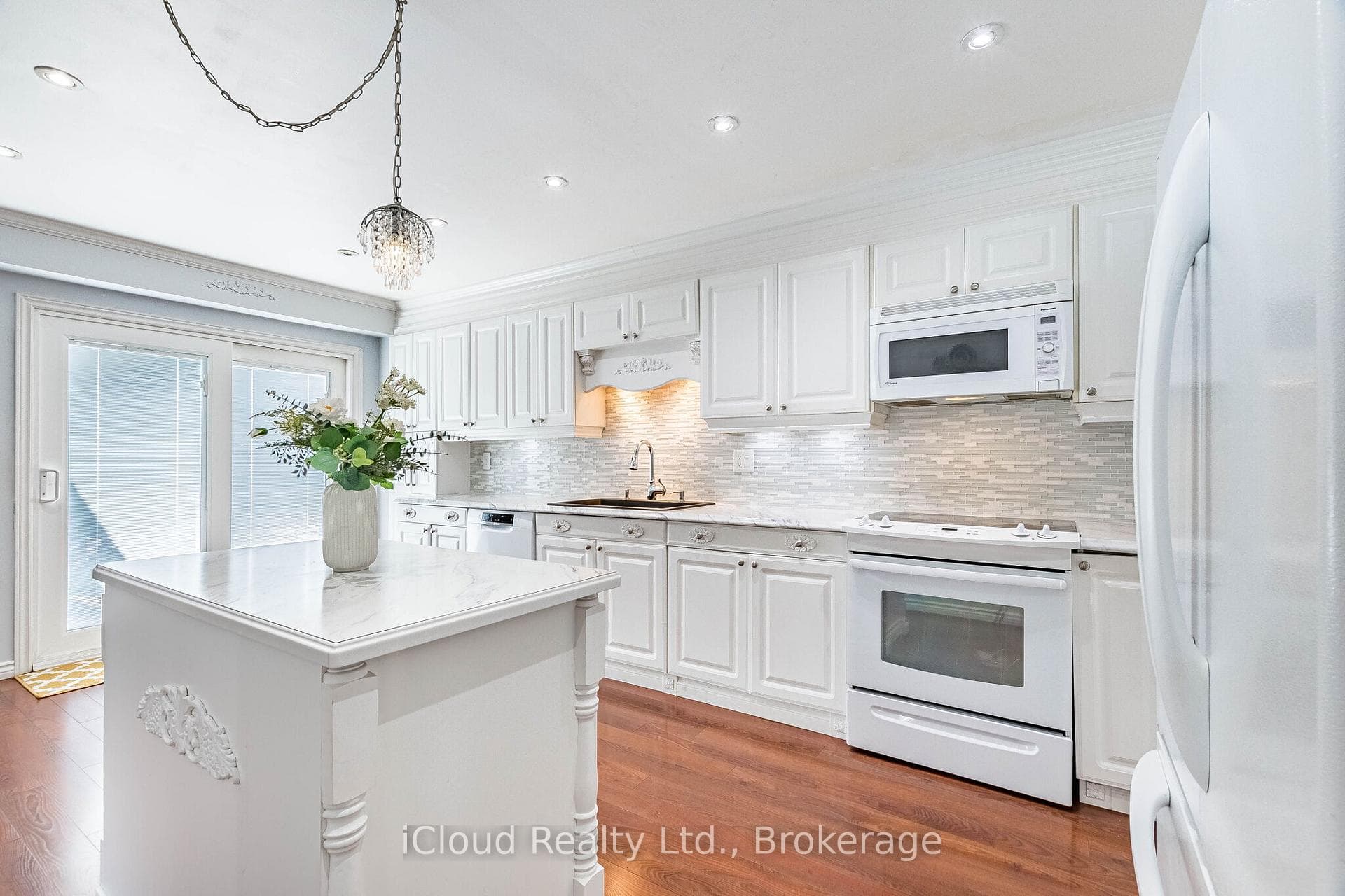 52 Buttercup Lane - Detached photo 15 of 41 in Brampton, Ontario