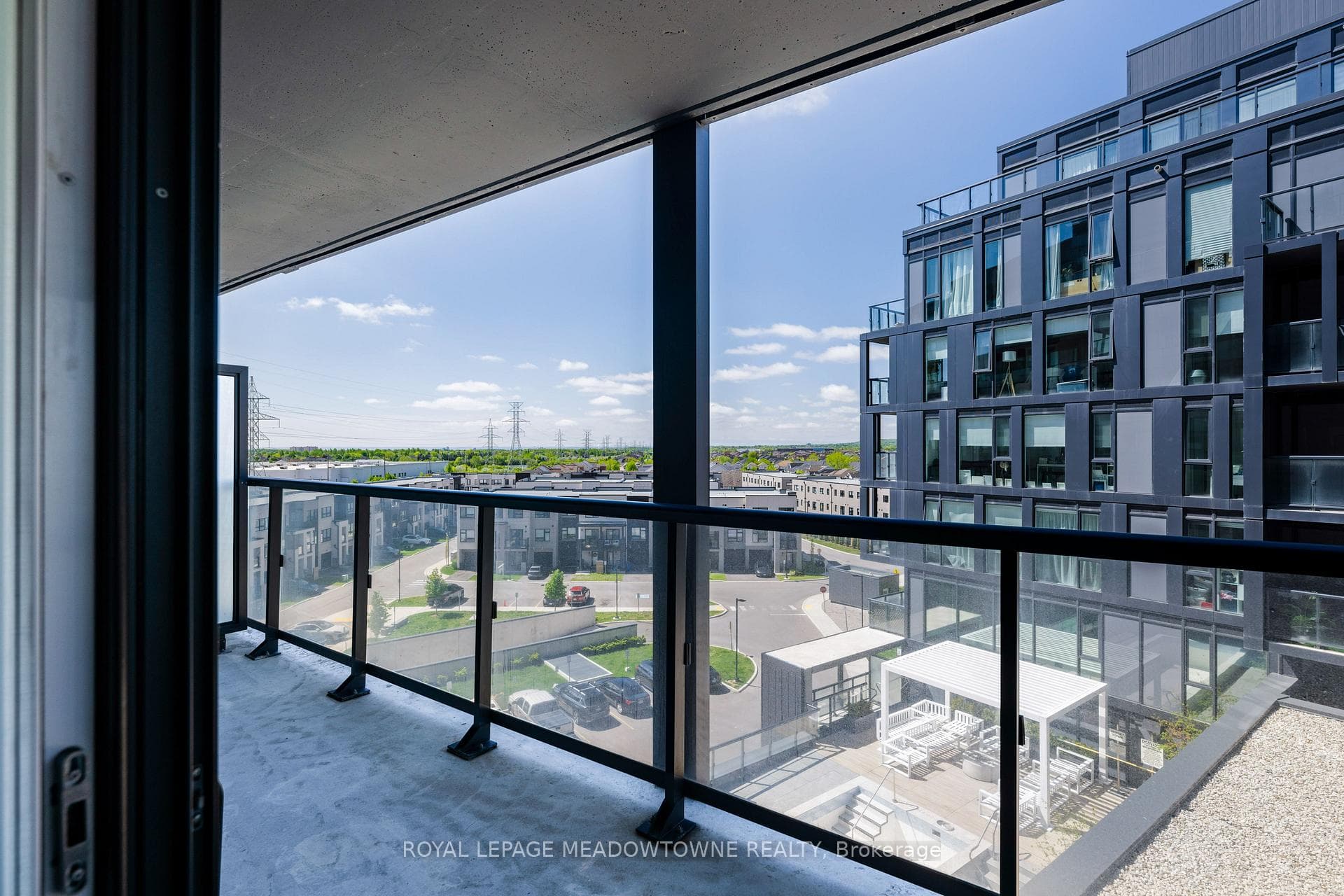 3200 Dakota Common Unit B602 - Condo photo 15 of 31 in Burlington, Ontario