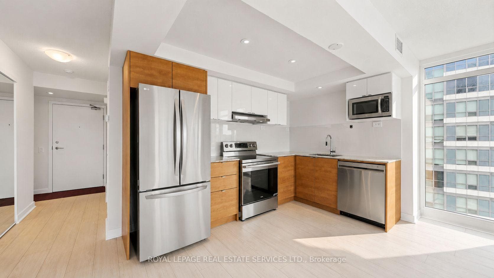 121 Mcmahon Drive Unit 809 - Condo photo 11 of 35 in Hillcrest Village / Bayview Village, Ontario