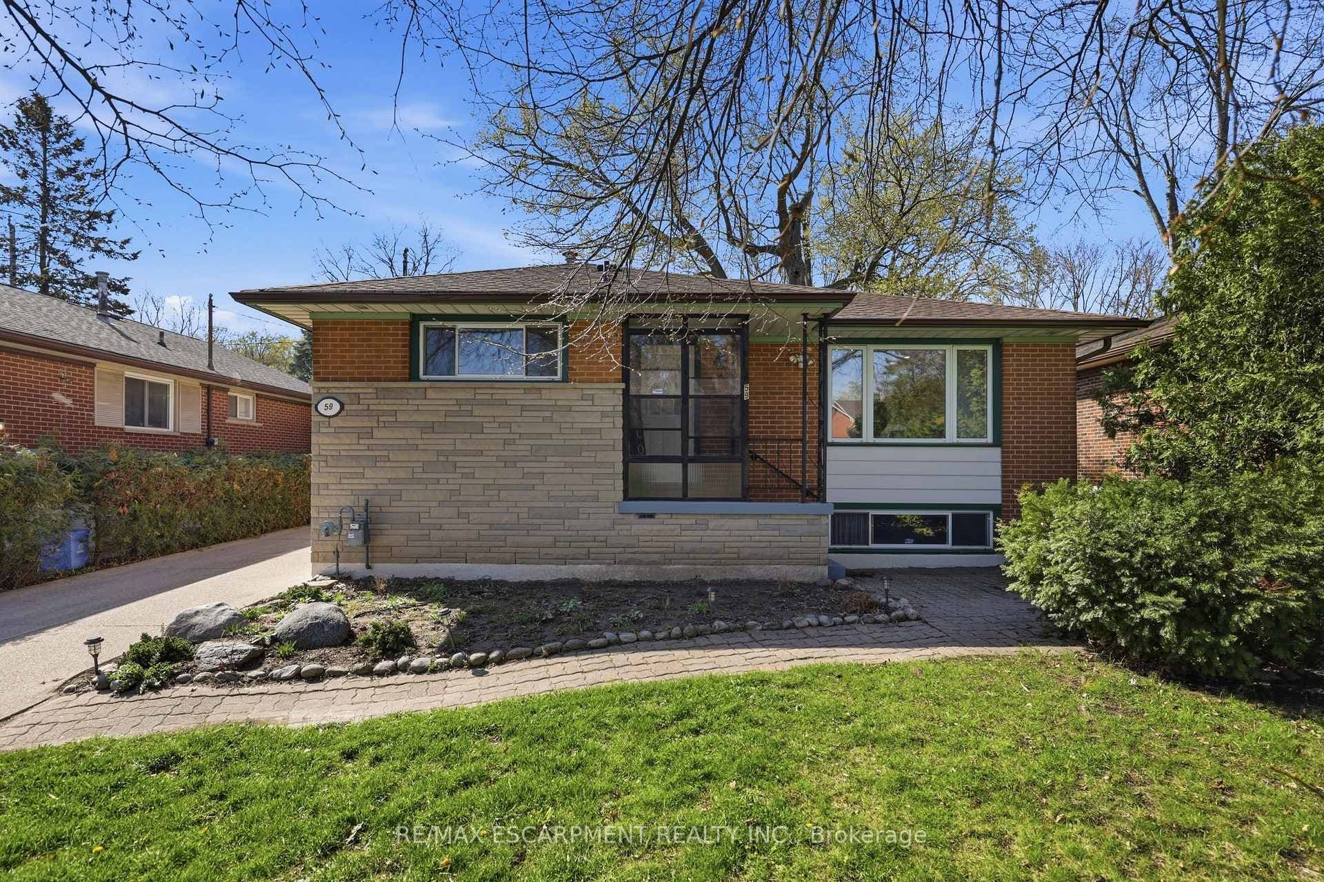 59 Purvis Drive - Detached photo 3 of 50 in Hamilton, Ontario