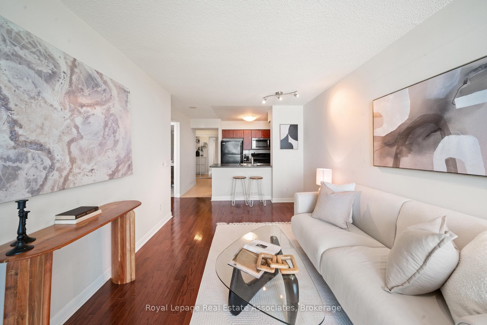 225 Sherway Gardens Road Unit 1601 - Condo photo 3 of 15 in Etobicoke (Islington / Rexdale), Ontario