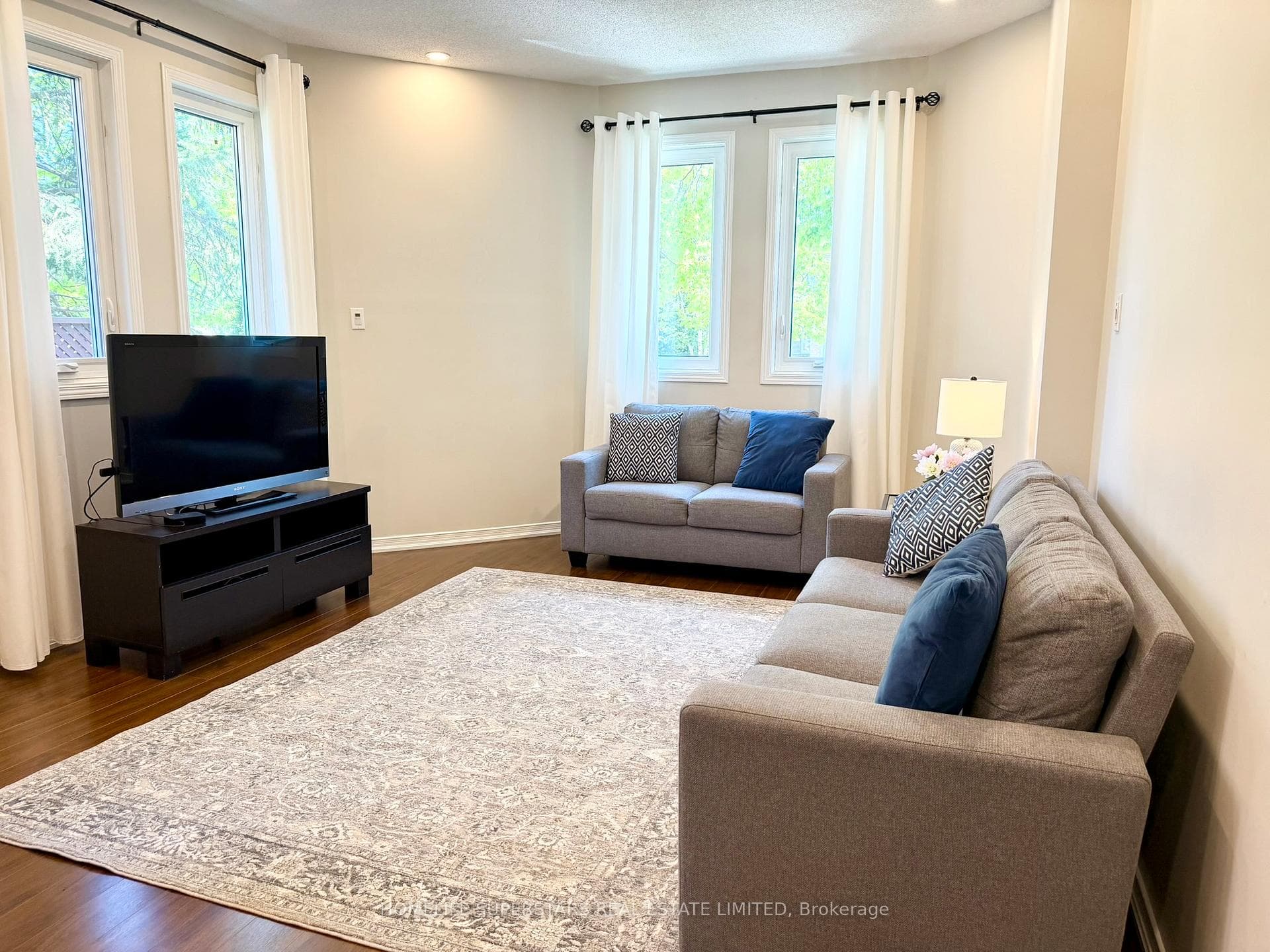172 Rainforest Drive - Semi-Detached photo 8 of 31 in Brampton, Ontario