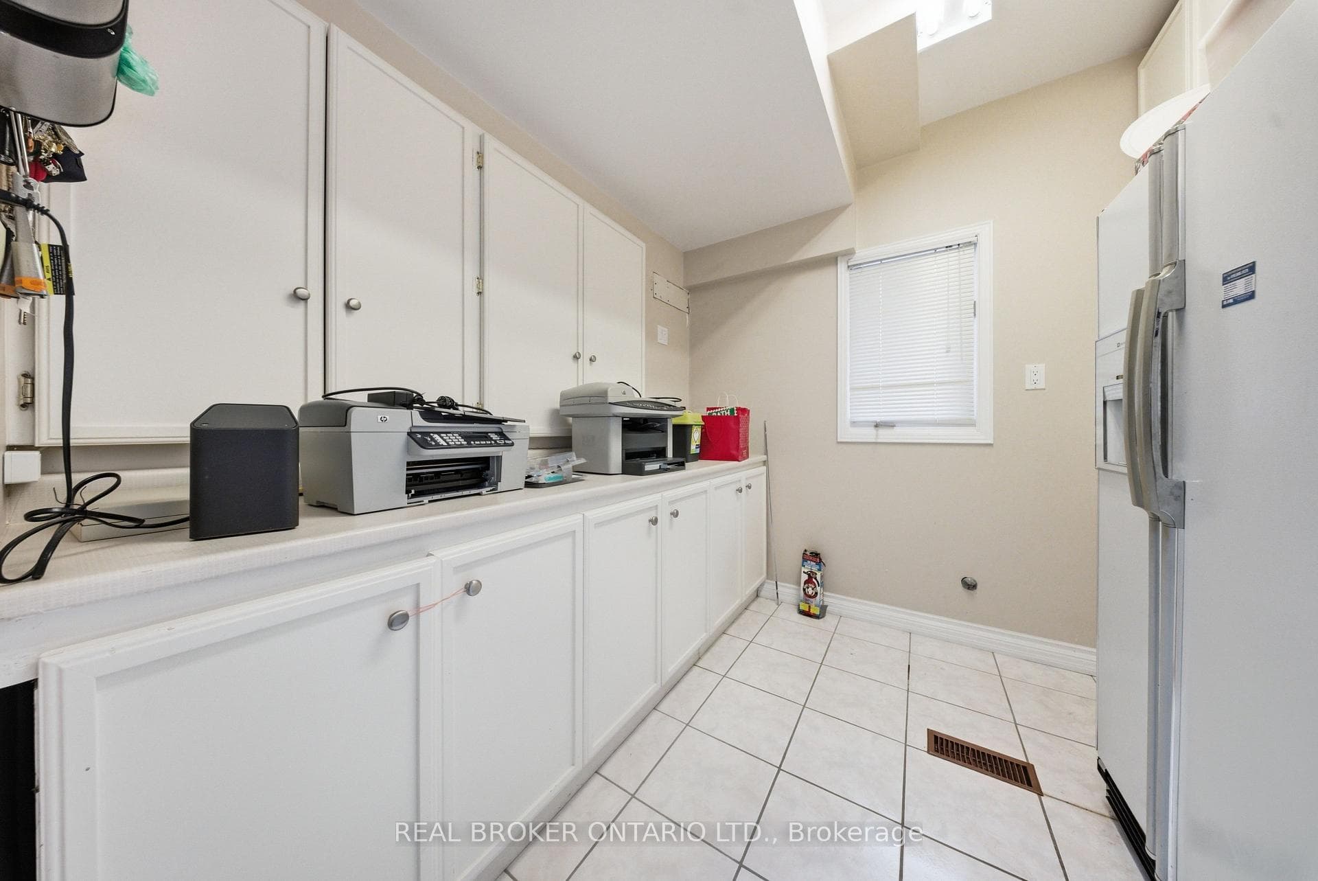 529 Conservation Drive - Detached photo 17 of 45 in Brampton, Ontario