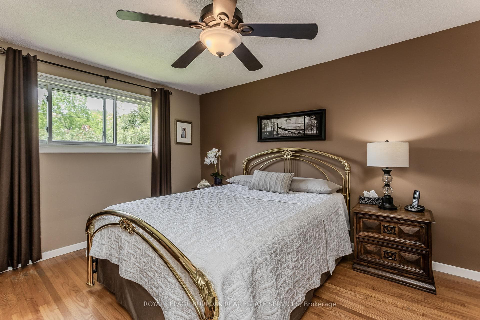 643 Artreva Crescent - Detached photo 11 of 26 in Burlington, Ontario