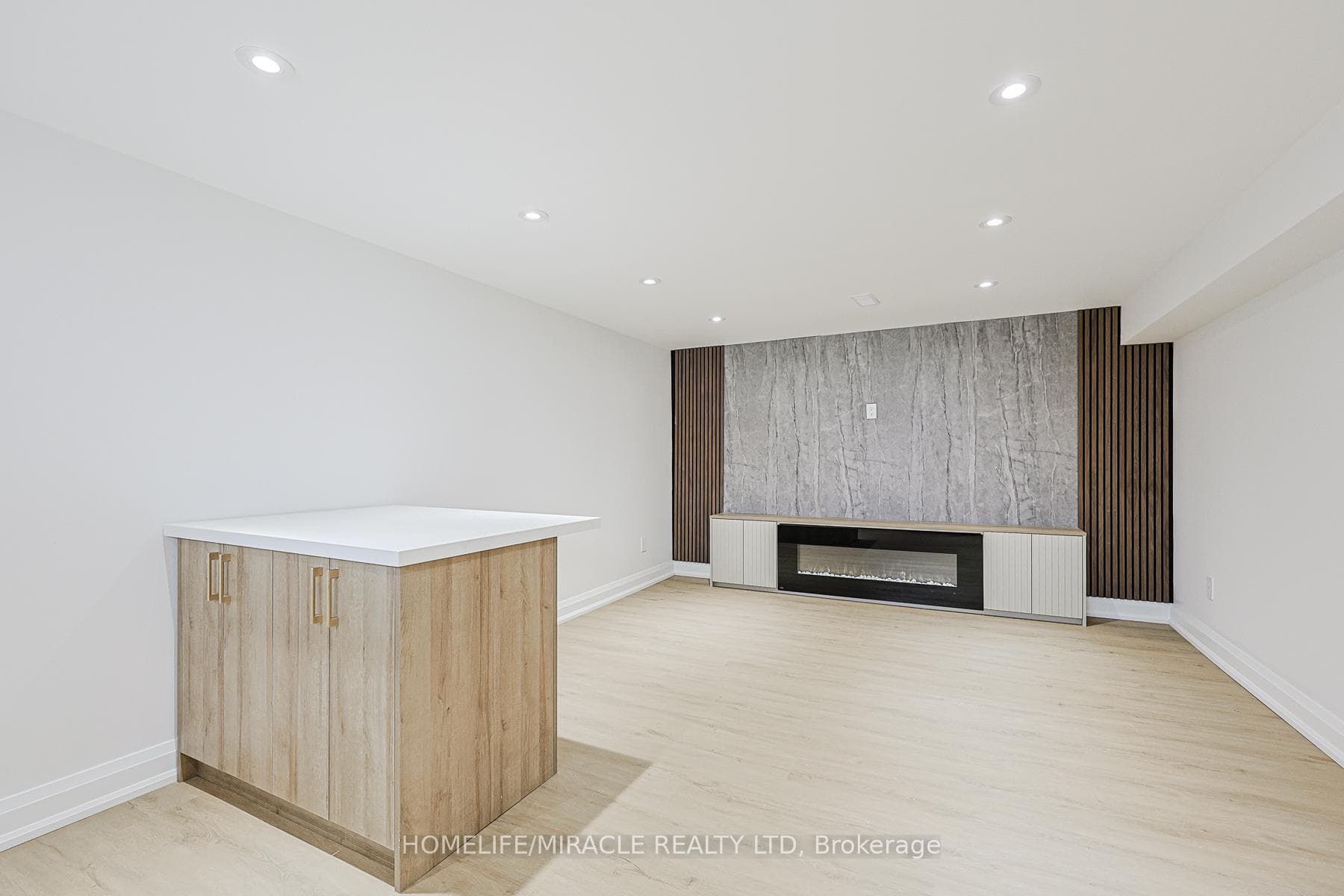 158 Cass Avenue - Detached photo 26 of 41 in Scarborough Village / Eglinton East, Ontario