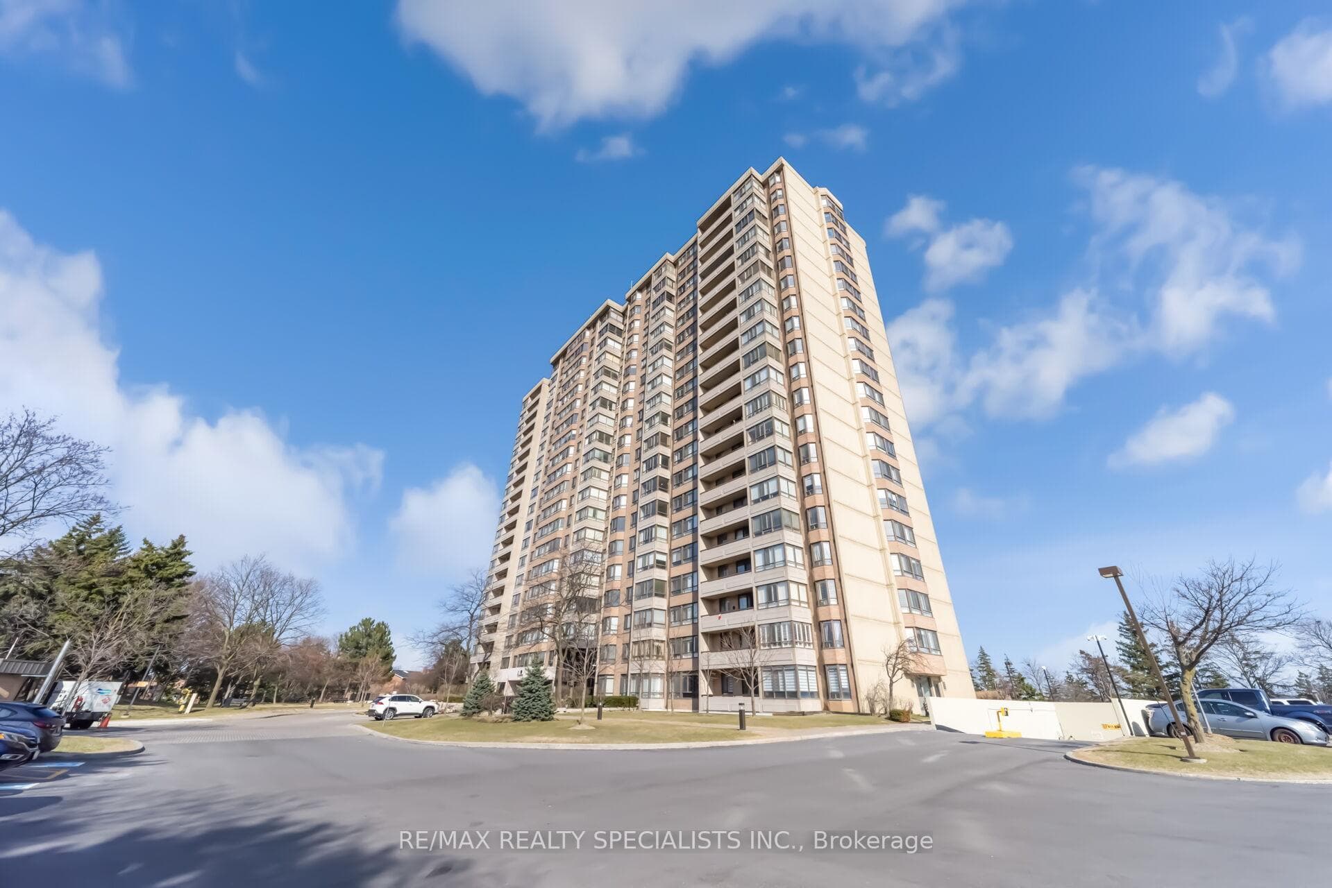 100 County Court Boulevard Unit 1604 - Condo for sale in Mount Pleasant, Ontario
