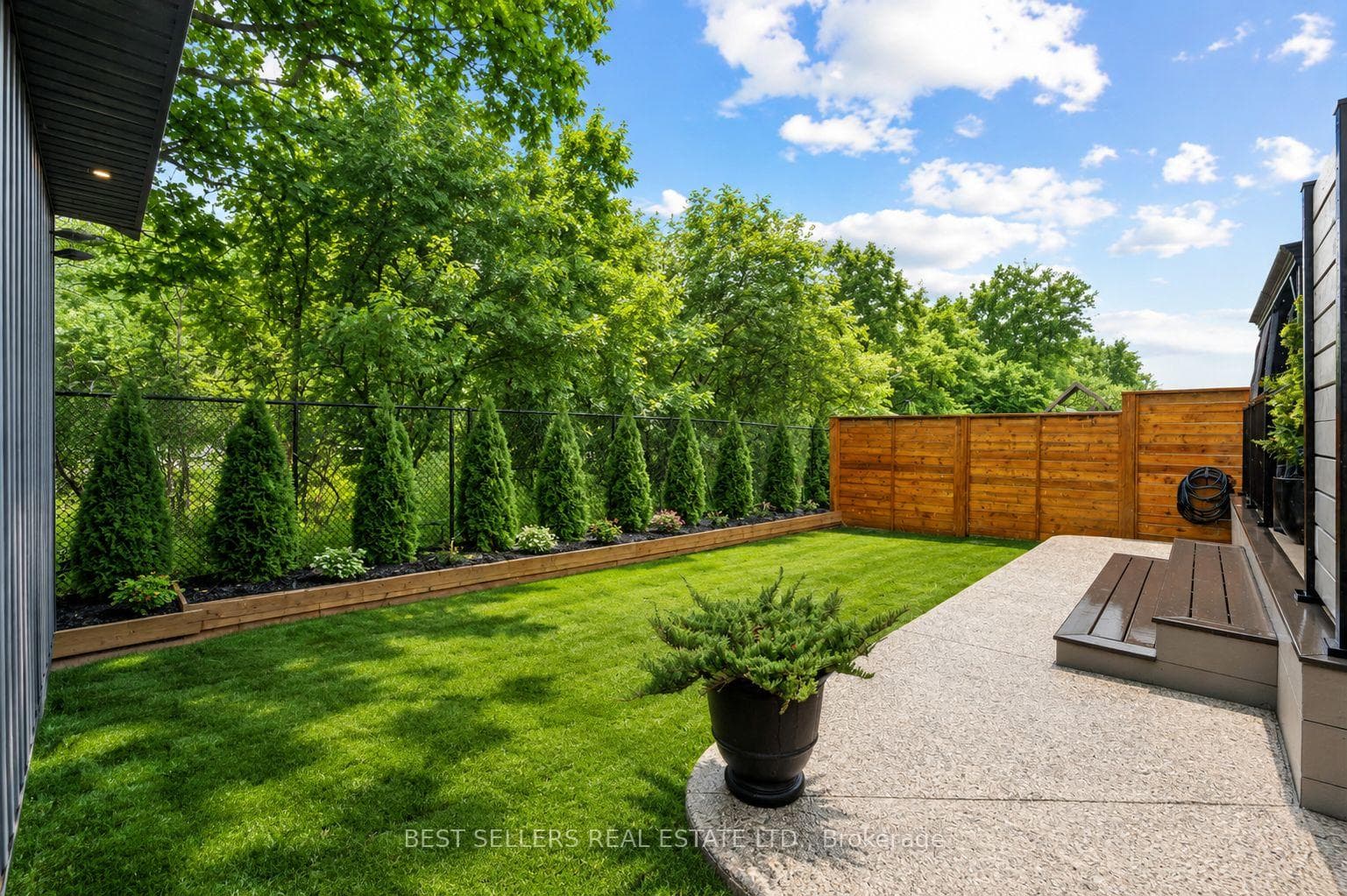 395 Klein Circle - Detached photo 34 of 38 in Hamilton, Ontario