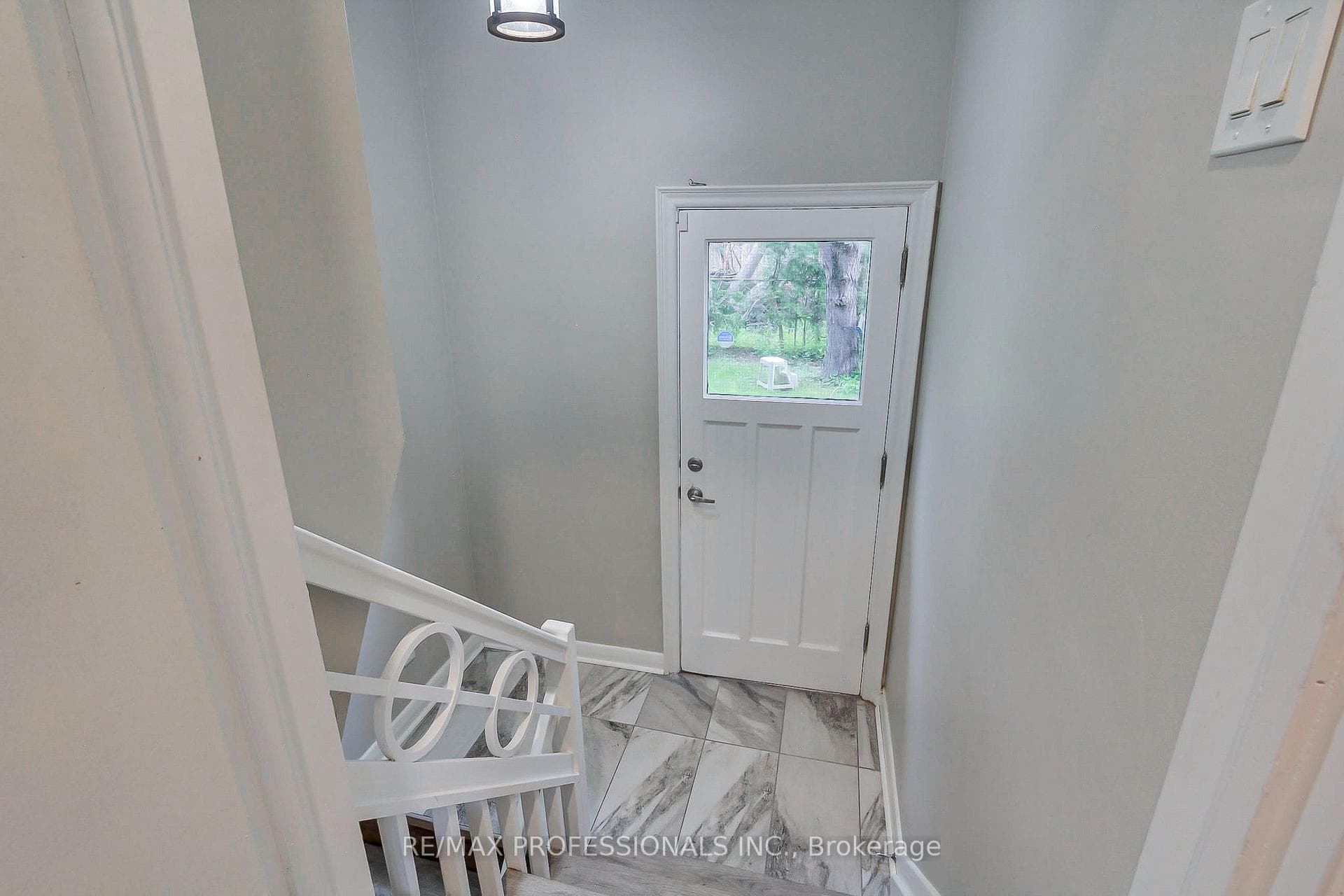 40 Cowley Avenue - Detached photo 20 of 40 in Etobicoke (Islington / Rexdale), Ontario