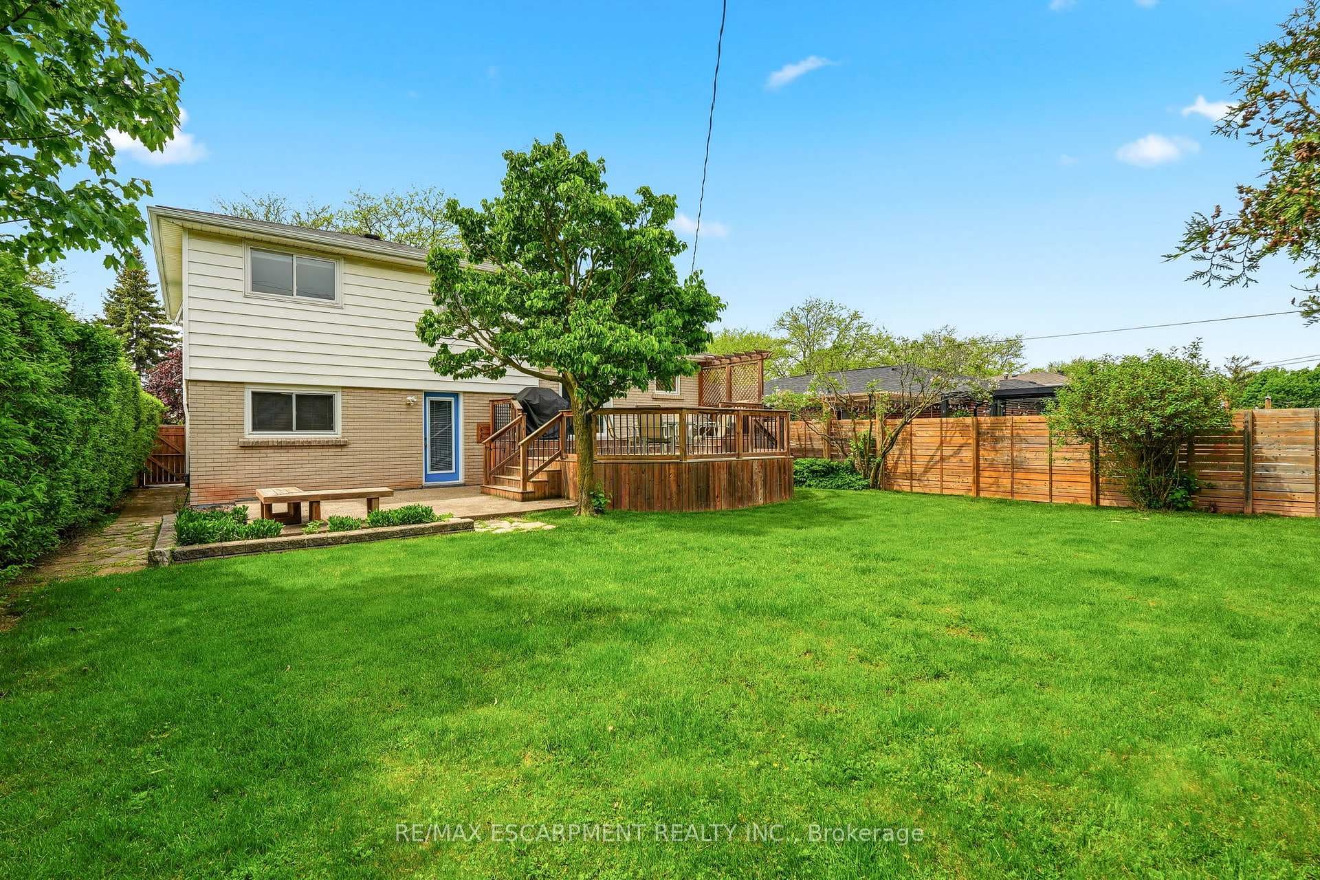 731 Mullin Way - Detached photo 42 of 50 in Burlington, Ontario