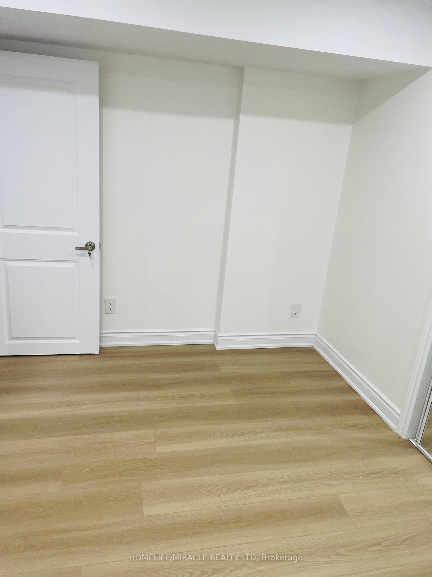 1-2341 Canonridge Circle Unit Bsmt - Detached photo 16 of 17 in Oakville, Ontario