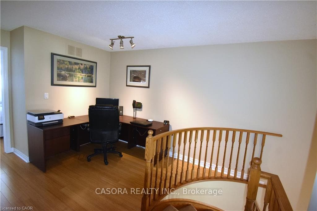 2229 WALKERS Line Unit 9 - Condo photo 26 of 46 in Burlington, Ontario