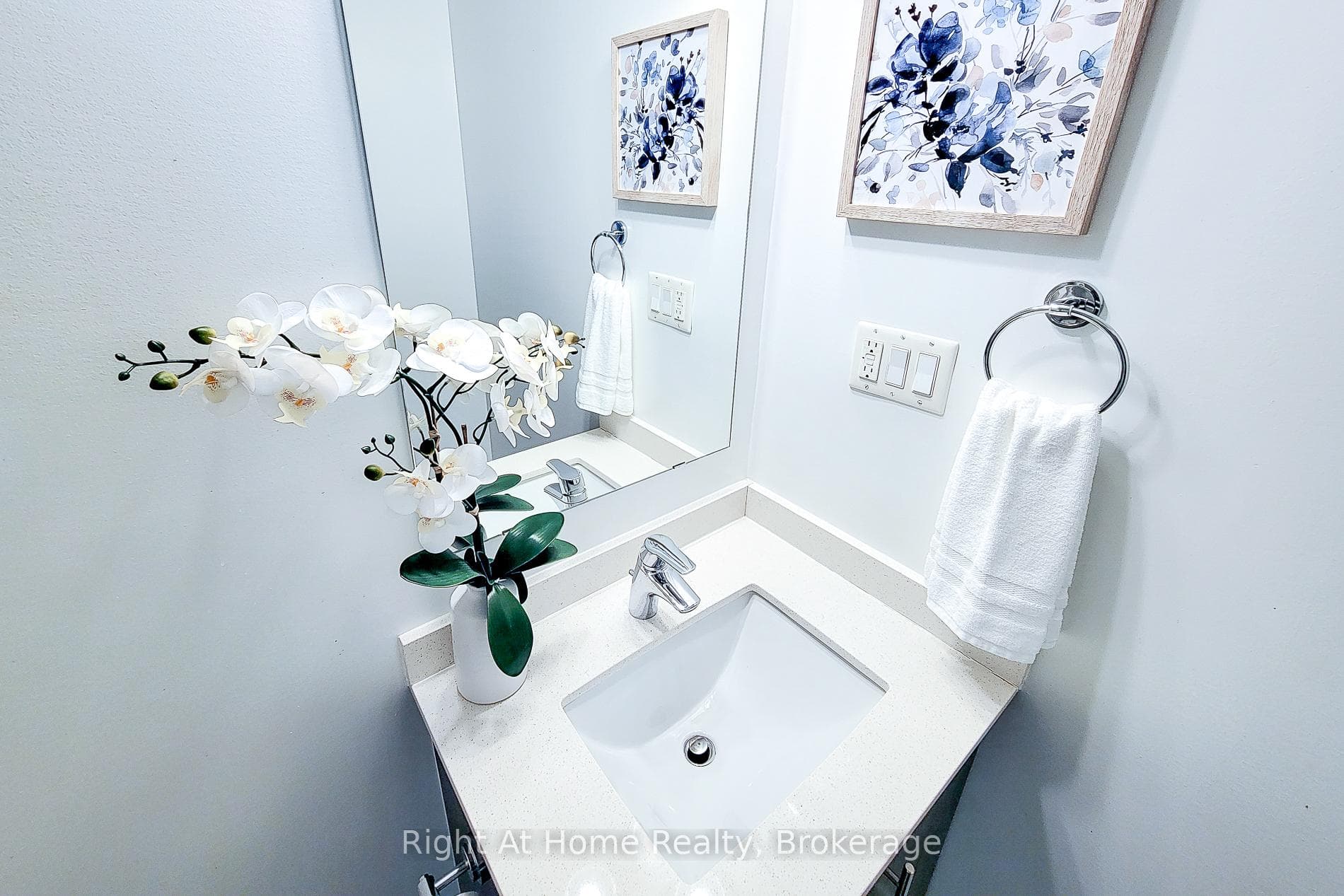 1284 Guelph Line Unit 318 - Condo photo 29 of 38 in Burlington, Ontario