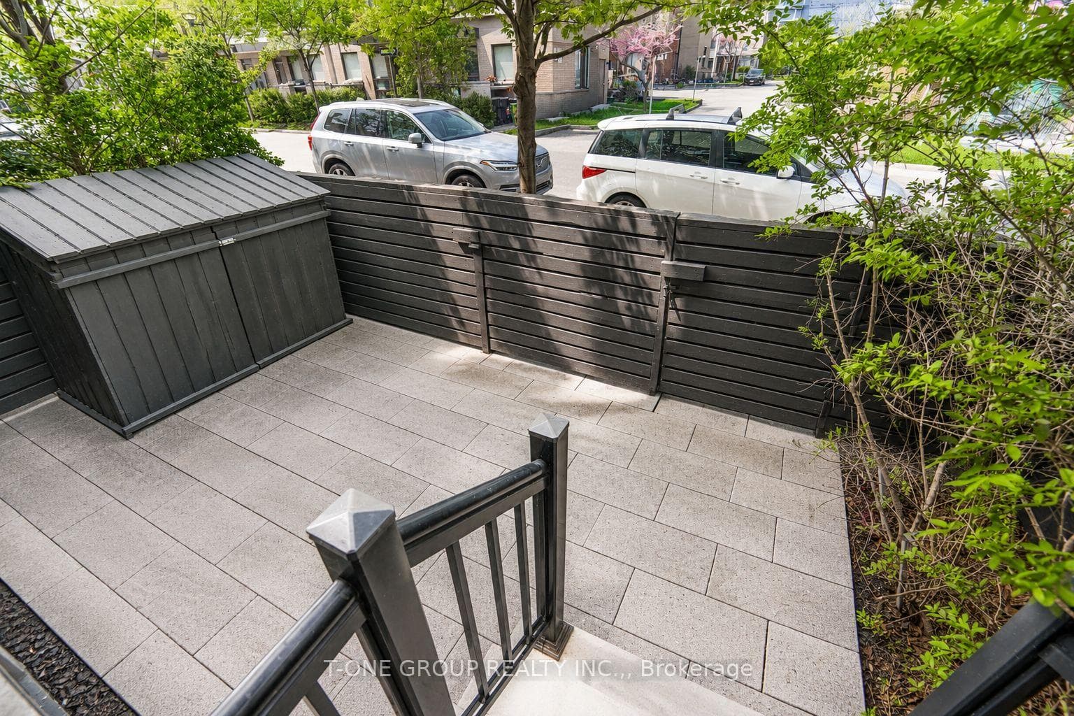 55 Sutton Avenue - Townhouse photo 4 of 38 in Regent Park / Cabbagetown / St. James Town, Ontario