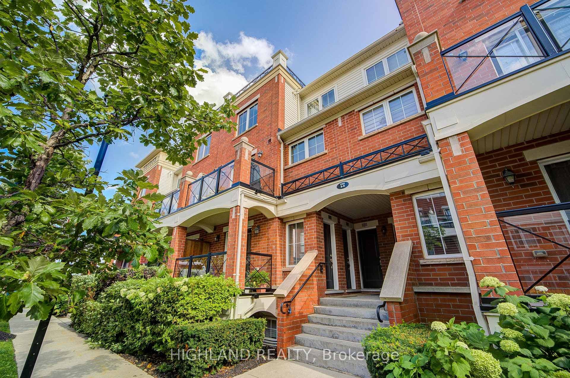 2460 Post Road Unit 7 - home for sale in Oakville, Ontario