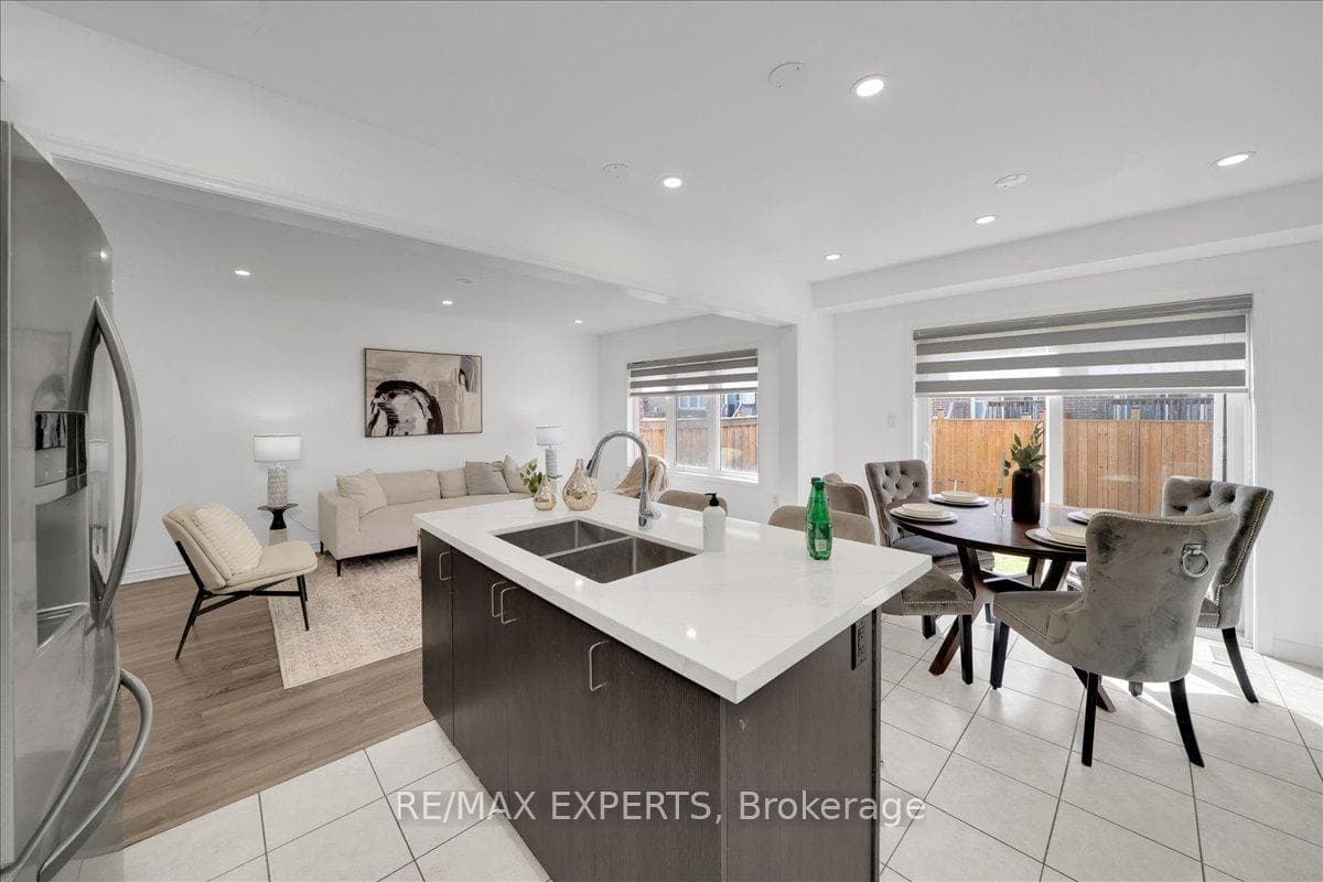 297 Beasley Terrace - Townhouse photo 9 of 22 in Milton, Ontario