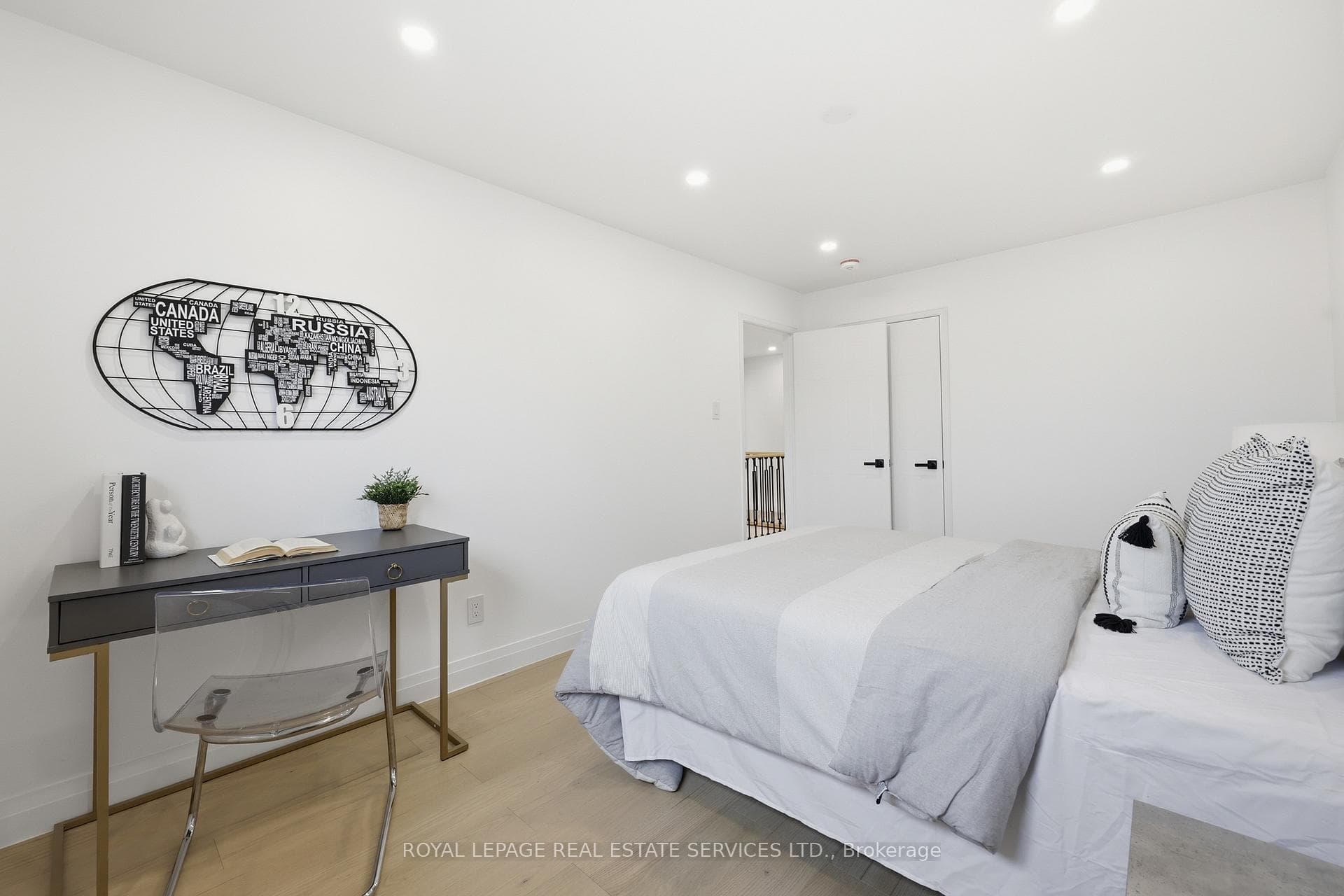 1332 Quinpool Court - Detached photo 24 of 47 in Mississauga, Ontario
