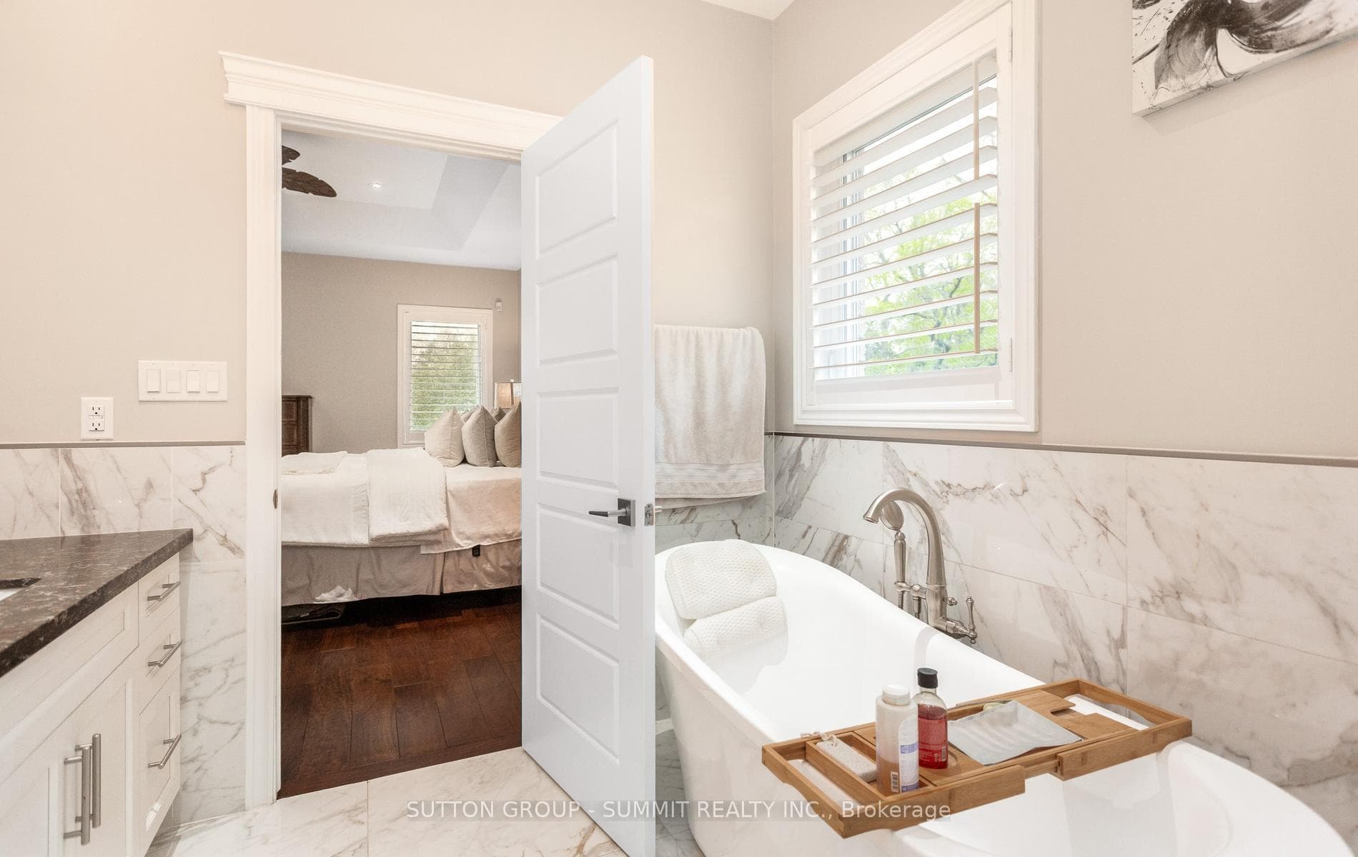 121 Ringwood Road - Detached photo 28 of 49 in Oakville, Ontario