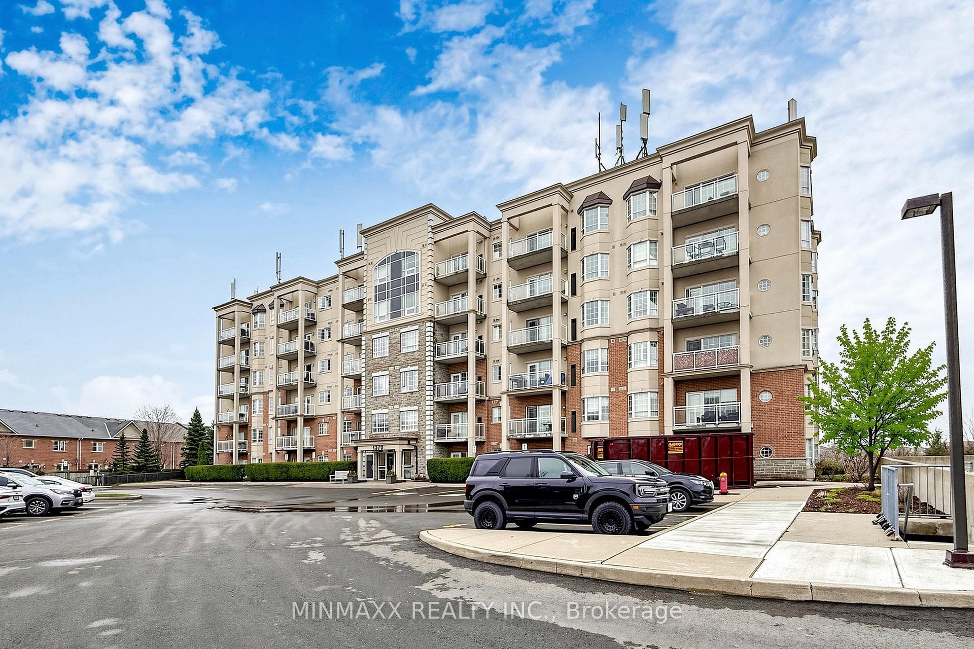 1379 Costigan Road Unit 108 - home for sale in Milton, Ontario