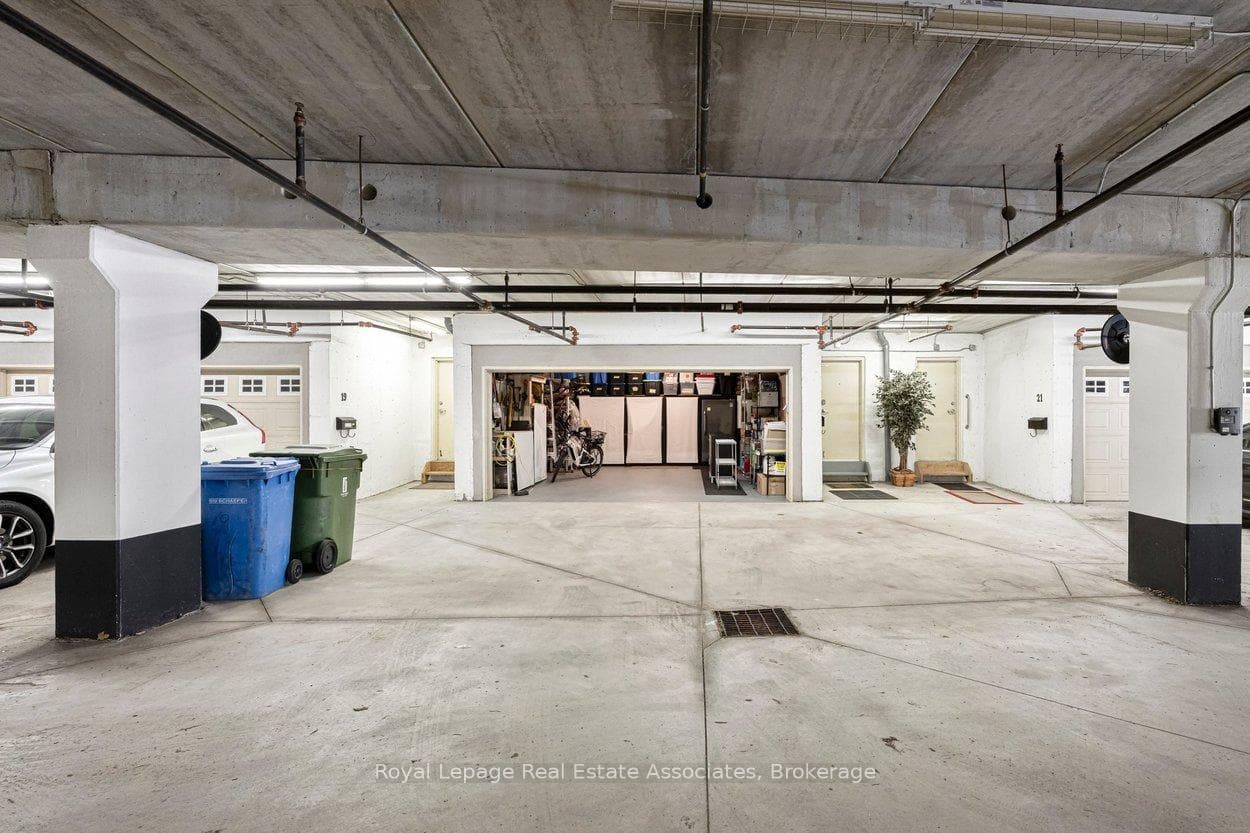 4135 Shipp Drive Unit 20 - Condo photo 43 of 50 in Mississauga, Ontario