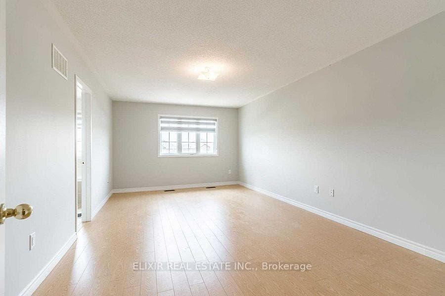 90 Delport Close - Townhouse photo 19 of 36 in Brampton, Ontario