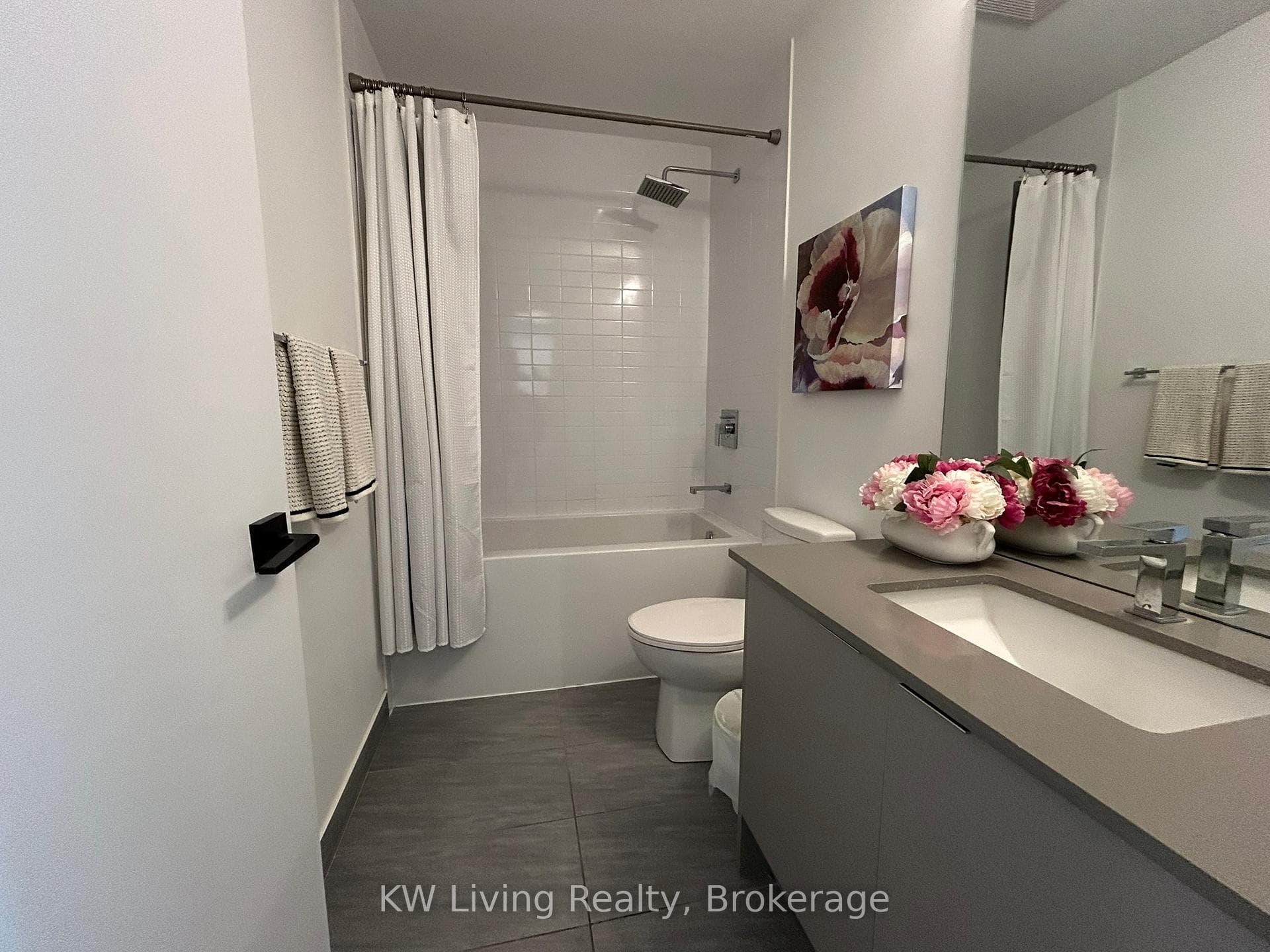 2489 Taunton Road Unit 711 - Condo photo 9 of 20 in Oakville, Ontario