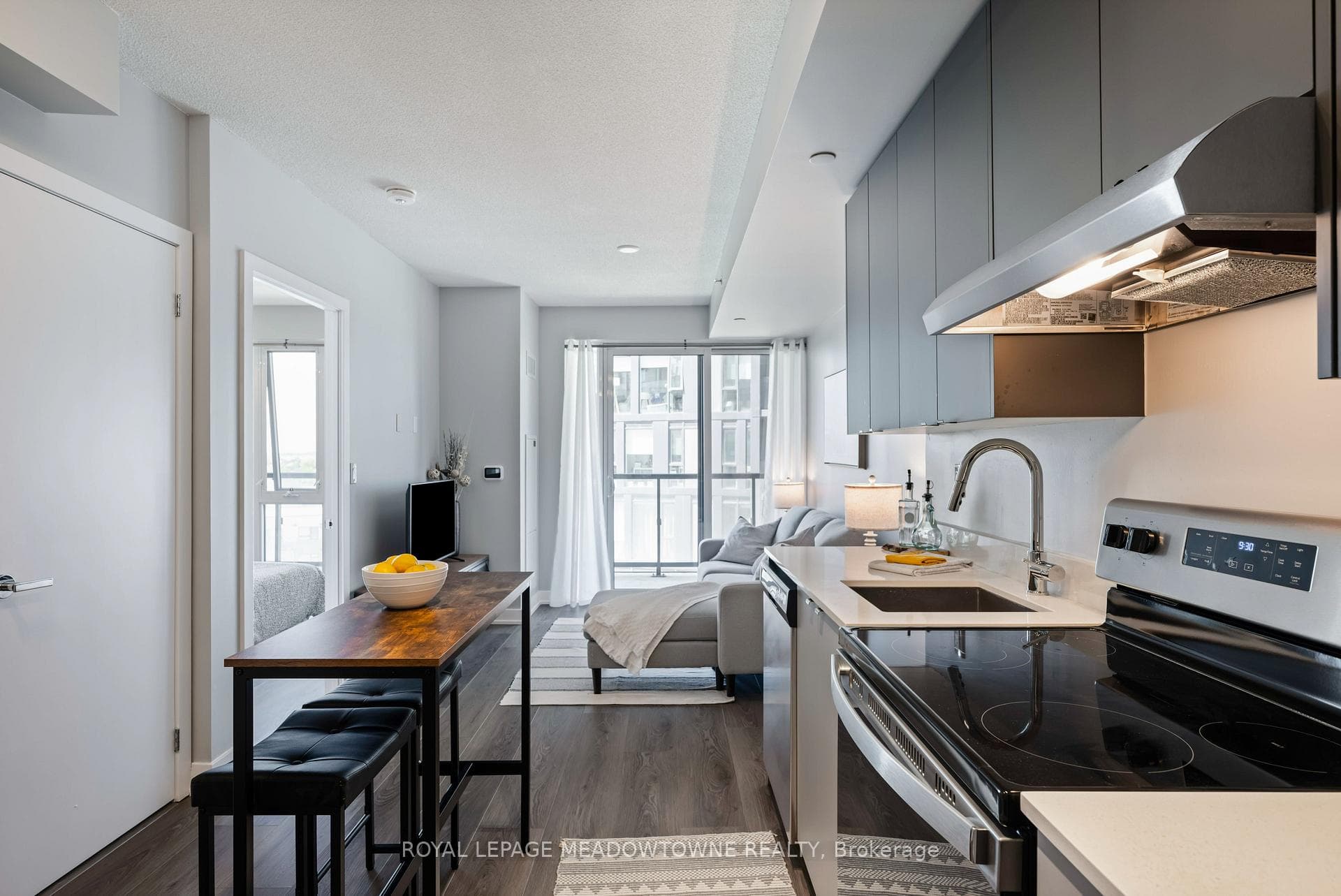 3200 Dakota Common Unit B602 - Condo photo 11 of 31 in Burlington, Ontario