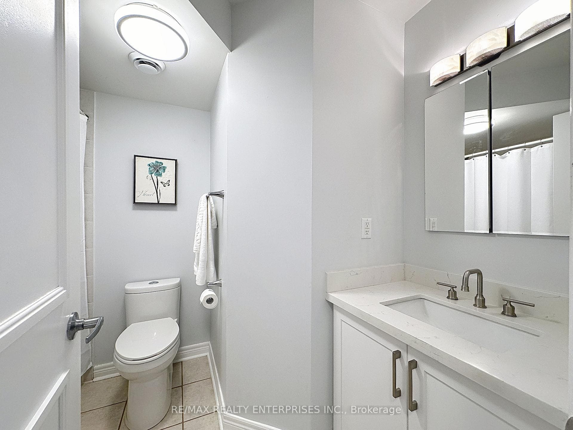 52 Aerodrome Crescent Unit 102 - Condo photo 30 of 47 in Flemingdon Park / Don Mills, Ontario
